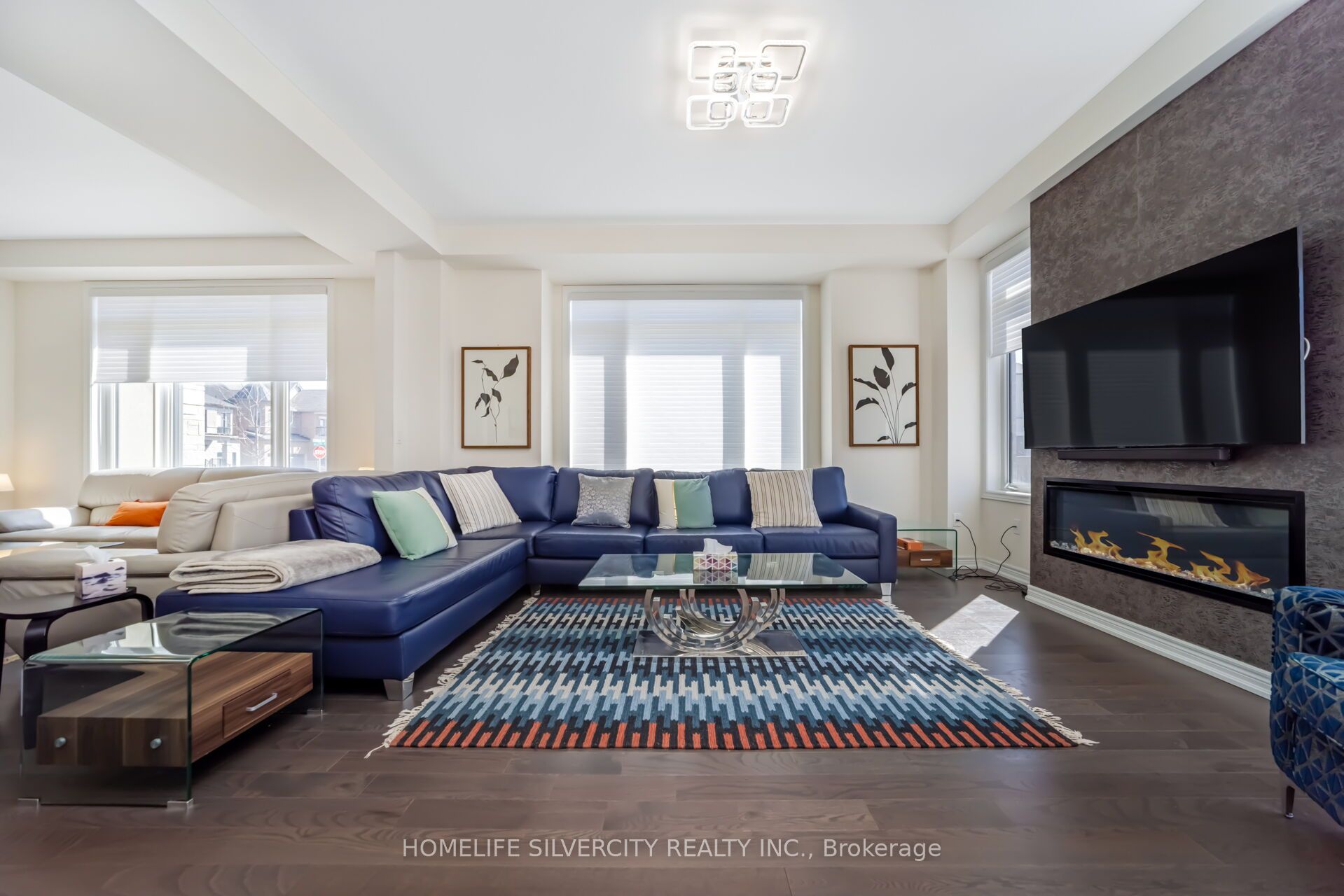 31 Canard Drive Property Photo 8