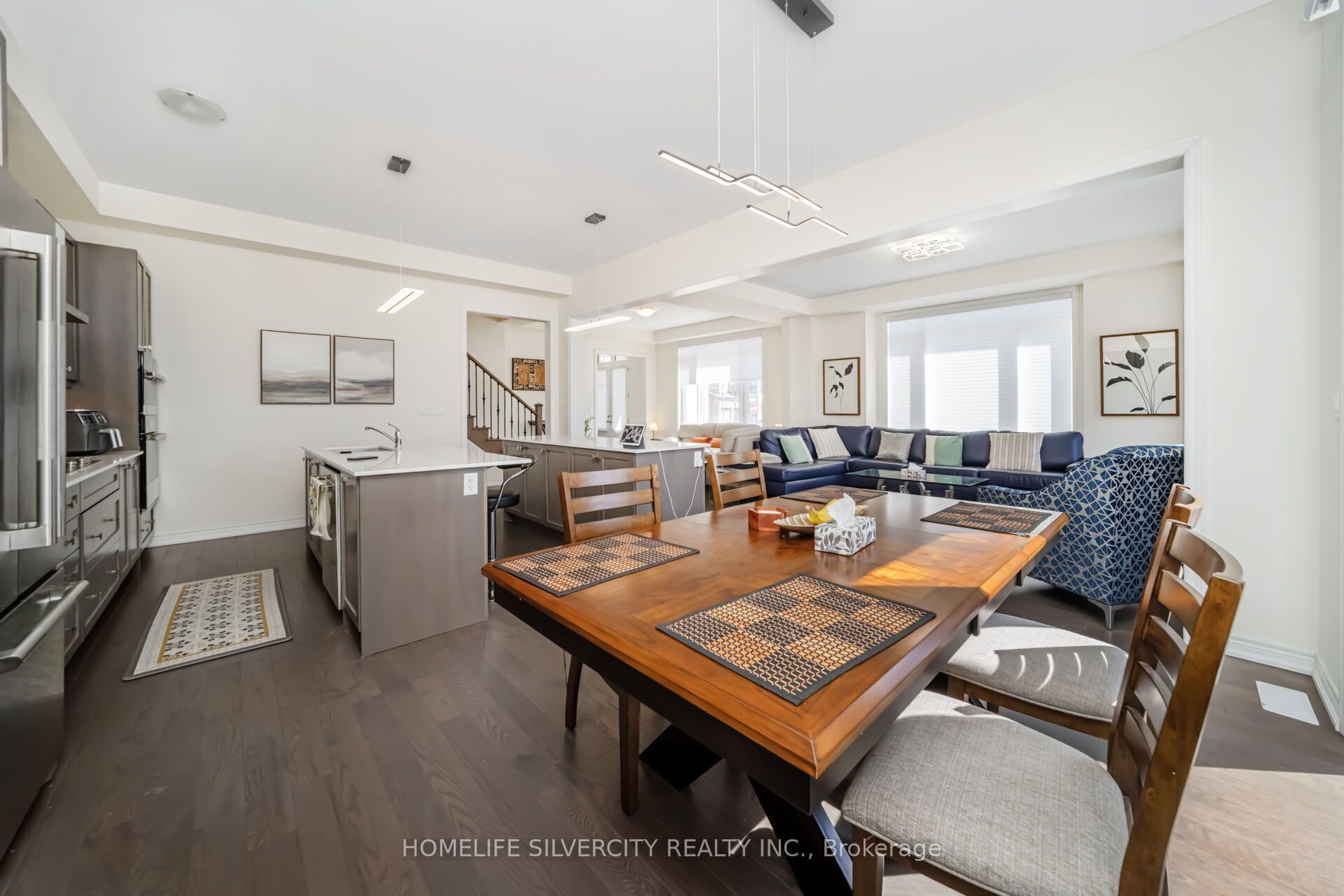 31 Canard Drive Property Photo 14