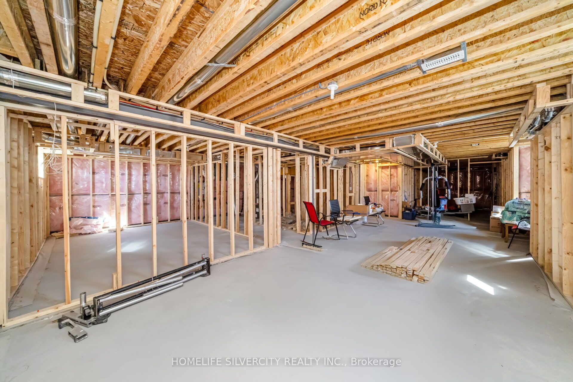 31 Canard Drive Property Photo 28