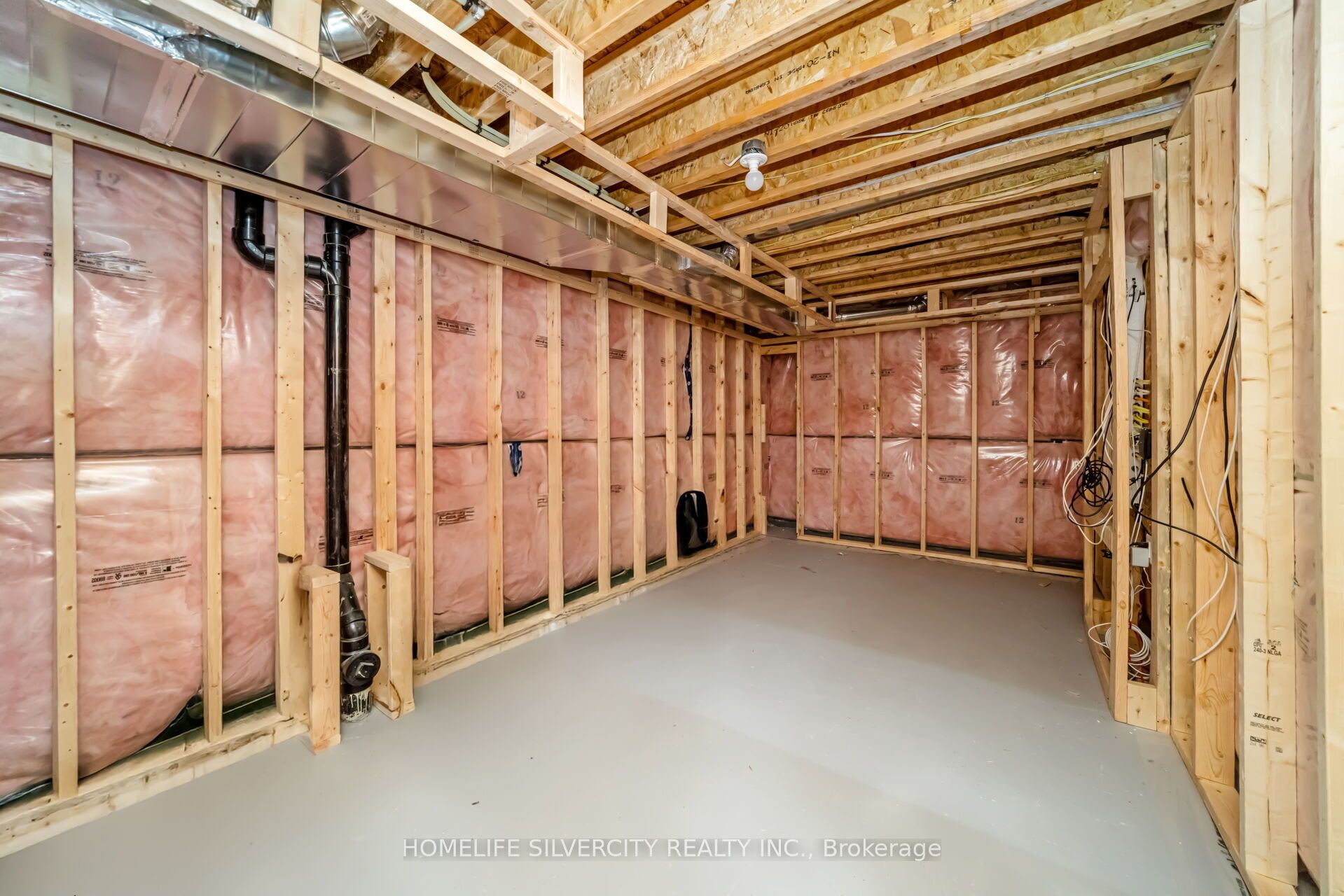 31 Canard Drive Property Photo 29