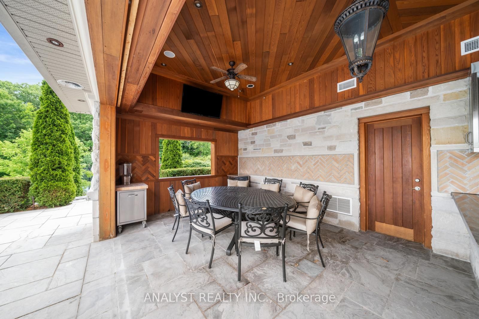 86 Eden Vale Drive Property Photo 40