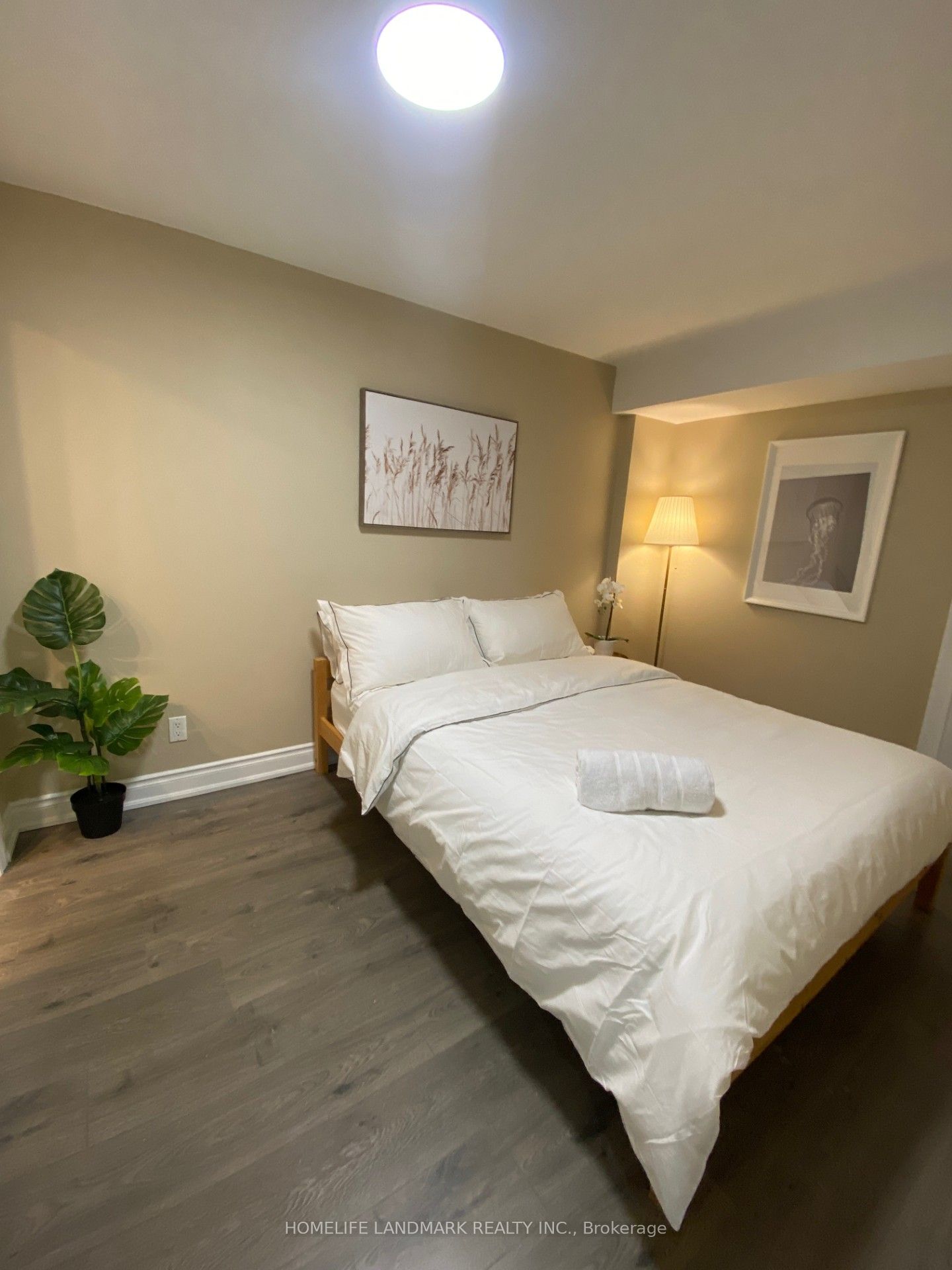 489 Caboto Trail Property Photo 4
