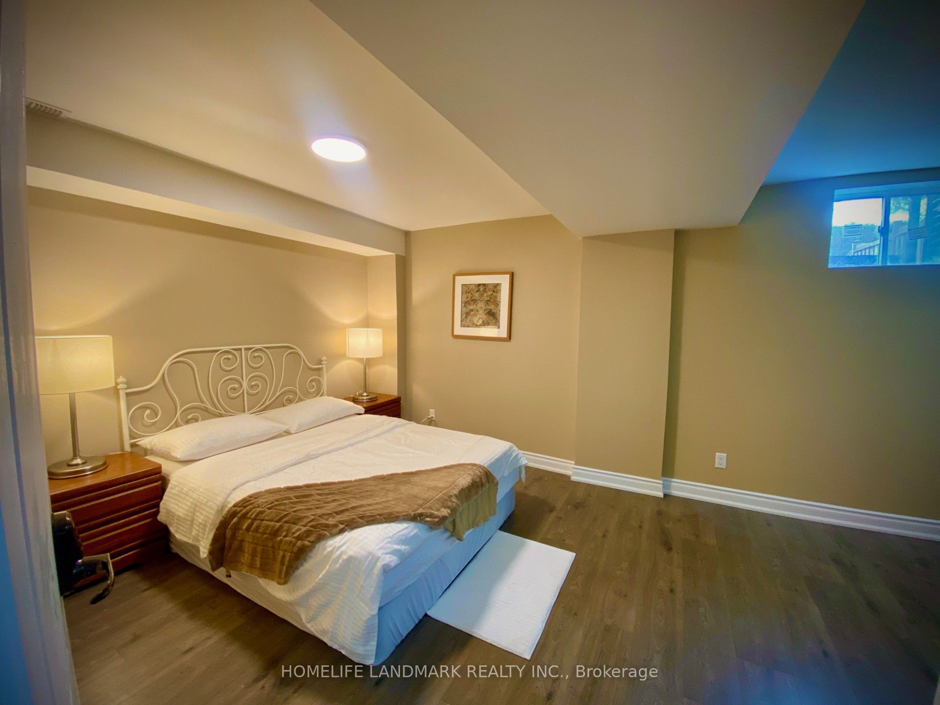 489 Caboto Trail Property Photo 7