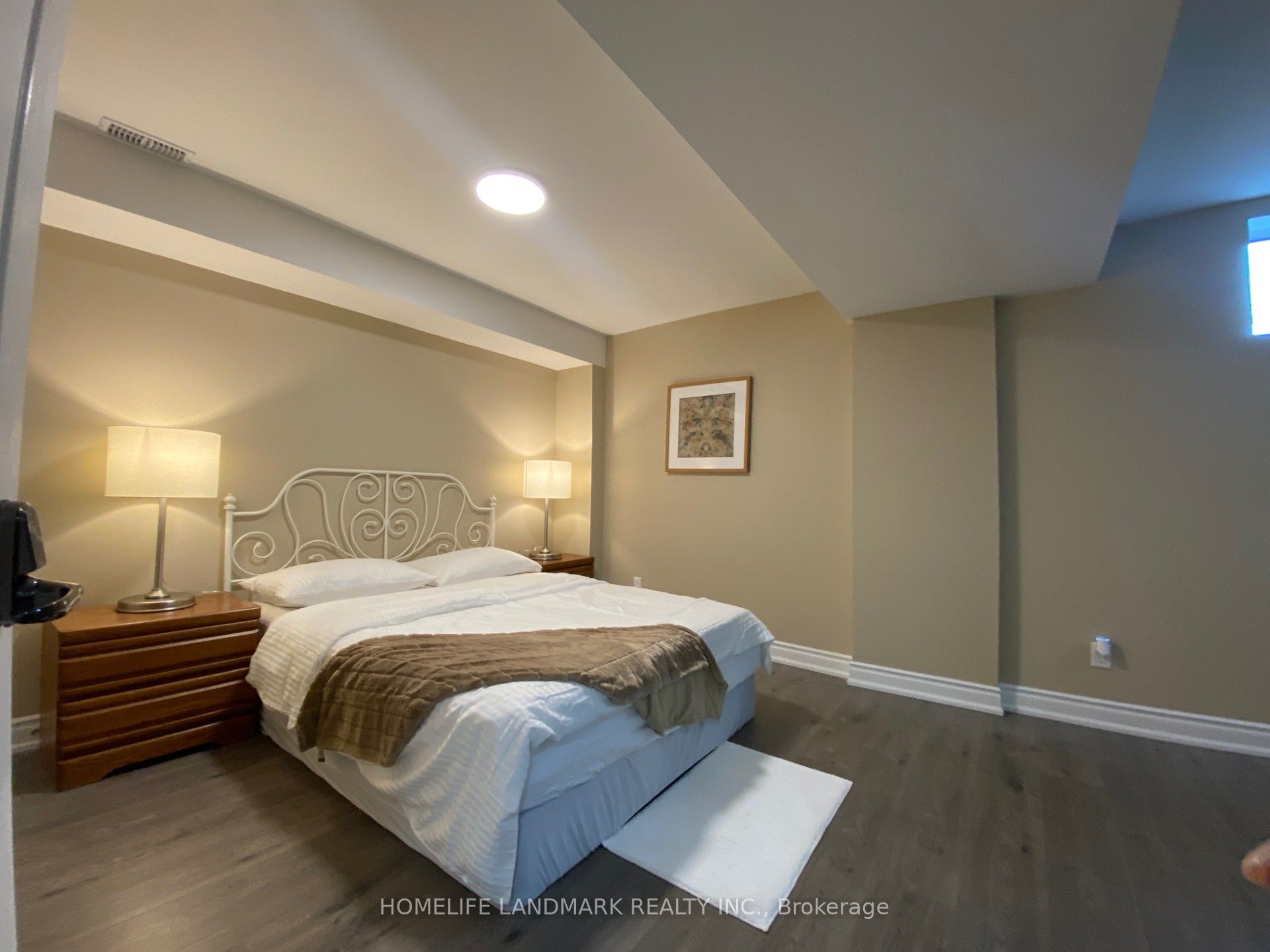 489 Caboto Trail Property Photo 11