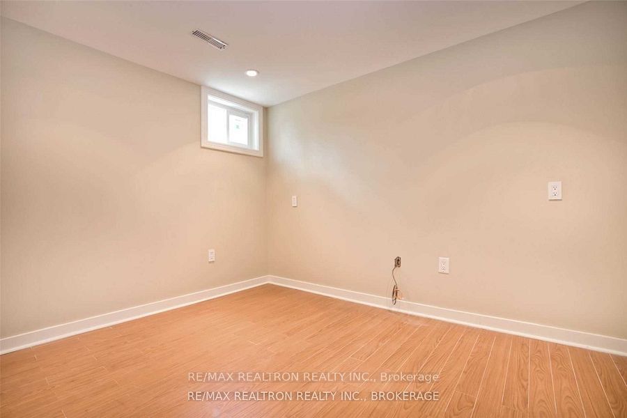 2 Callahan Road Lower Property Photo 9