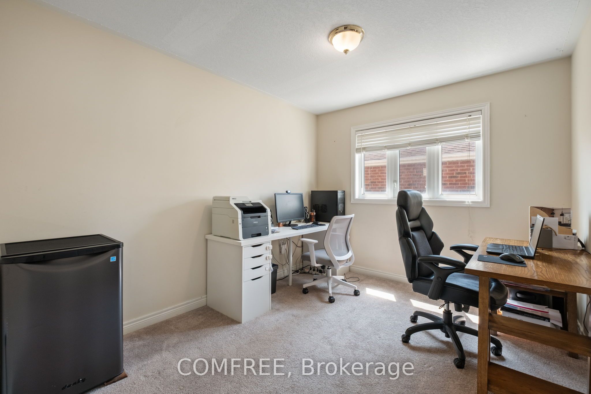 31 Metcalfe Drive Property Photo 5