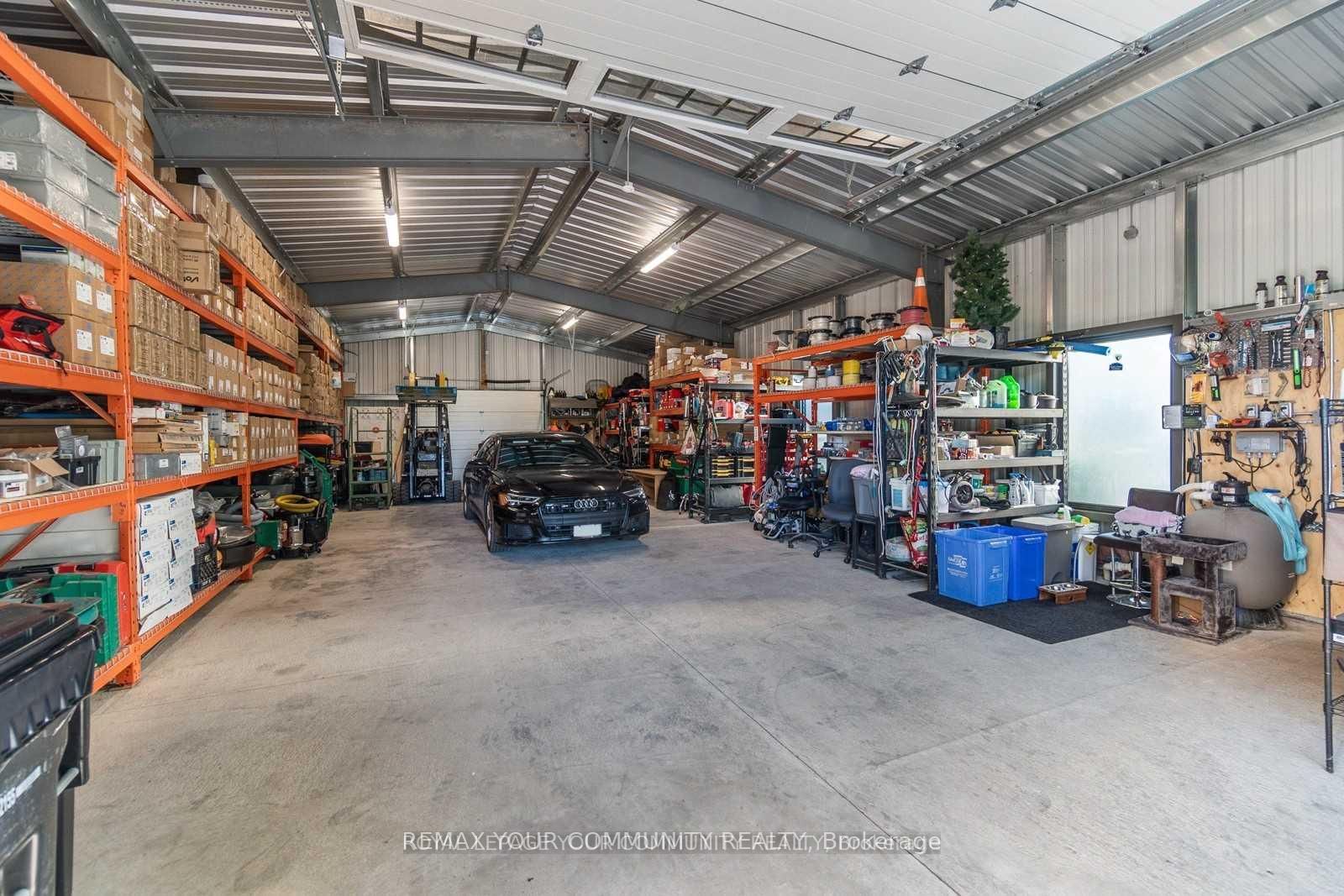 6743 3rd Line Property Photo 37