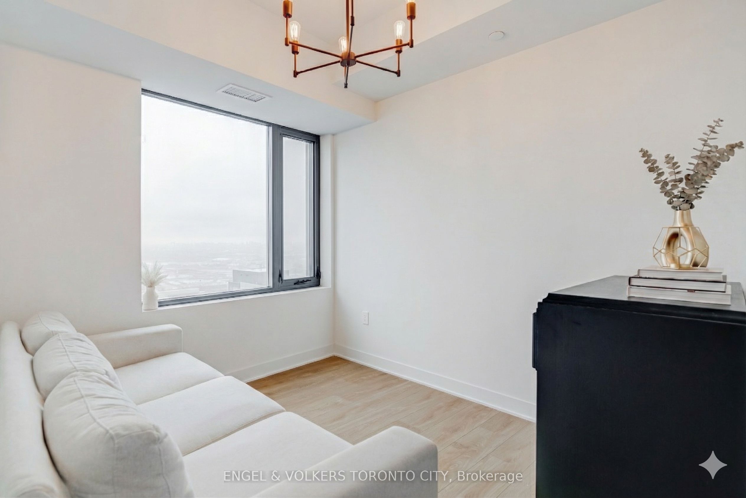 2920 Highway 7 Road 4807 Property Photo 16