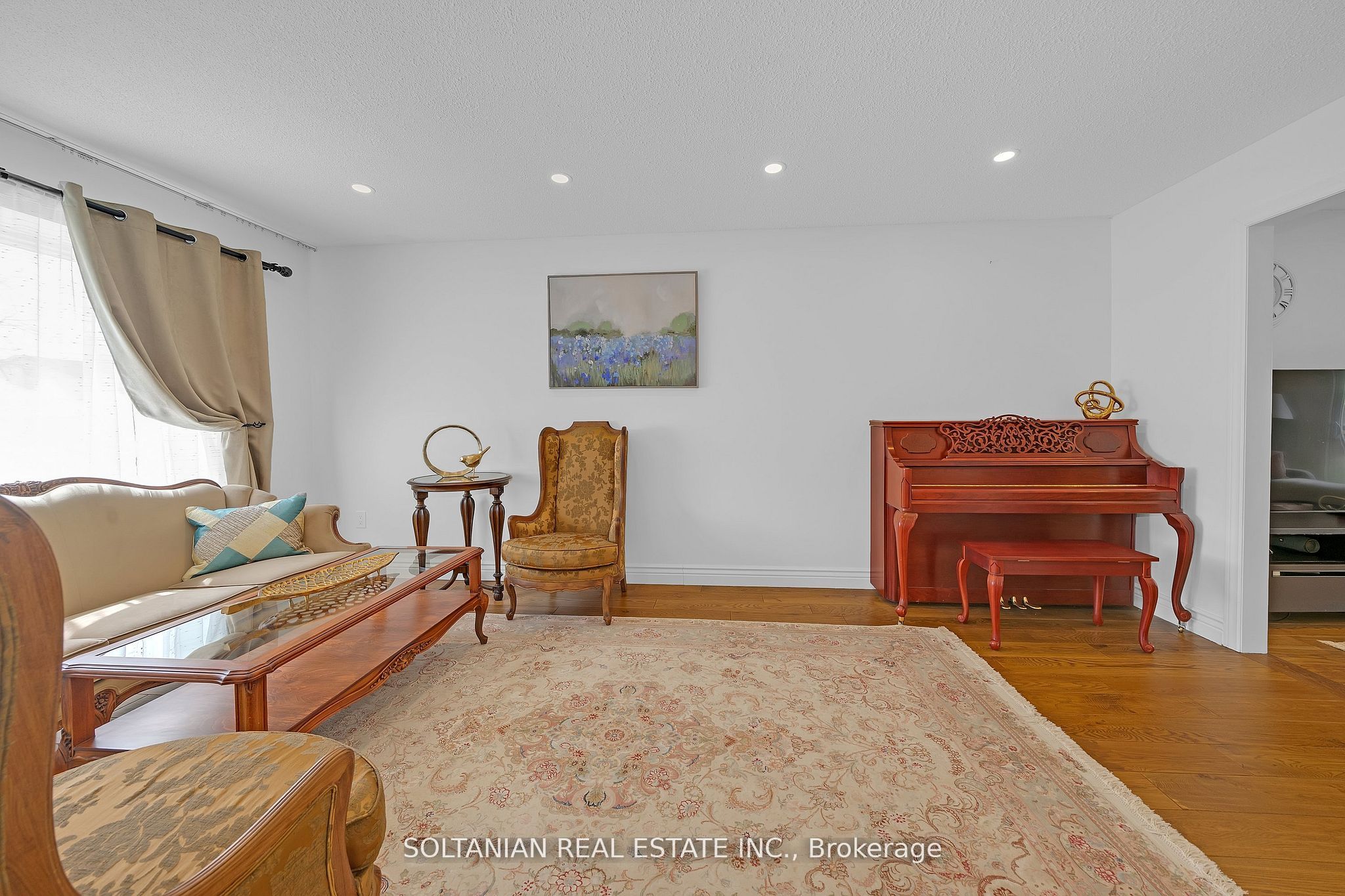 54 Braeburn Drive Property Photo 7