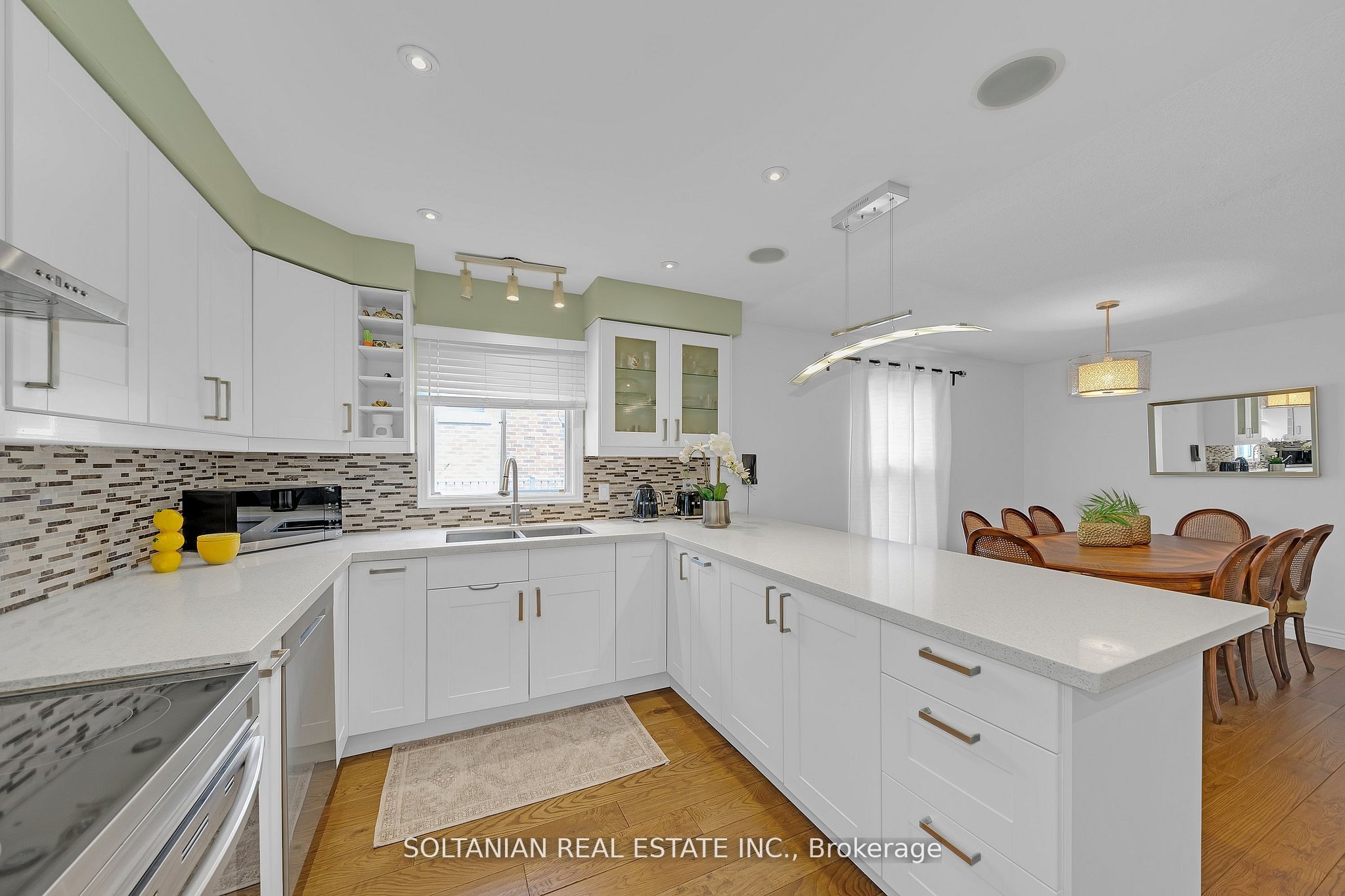 54 Braeburn Drive Property Photo 13