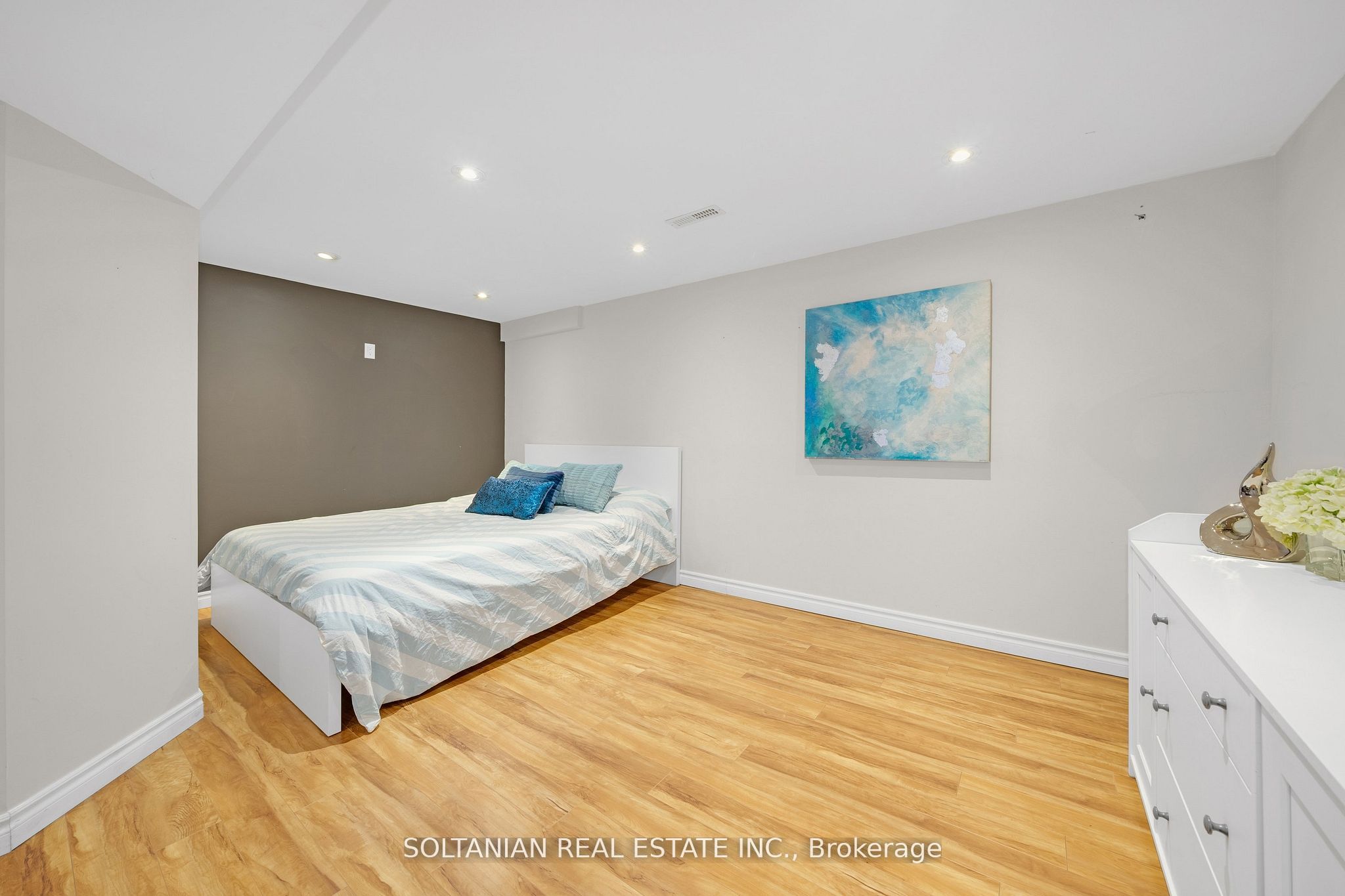 54 Braeburn Drive Property Photo 34