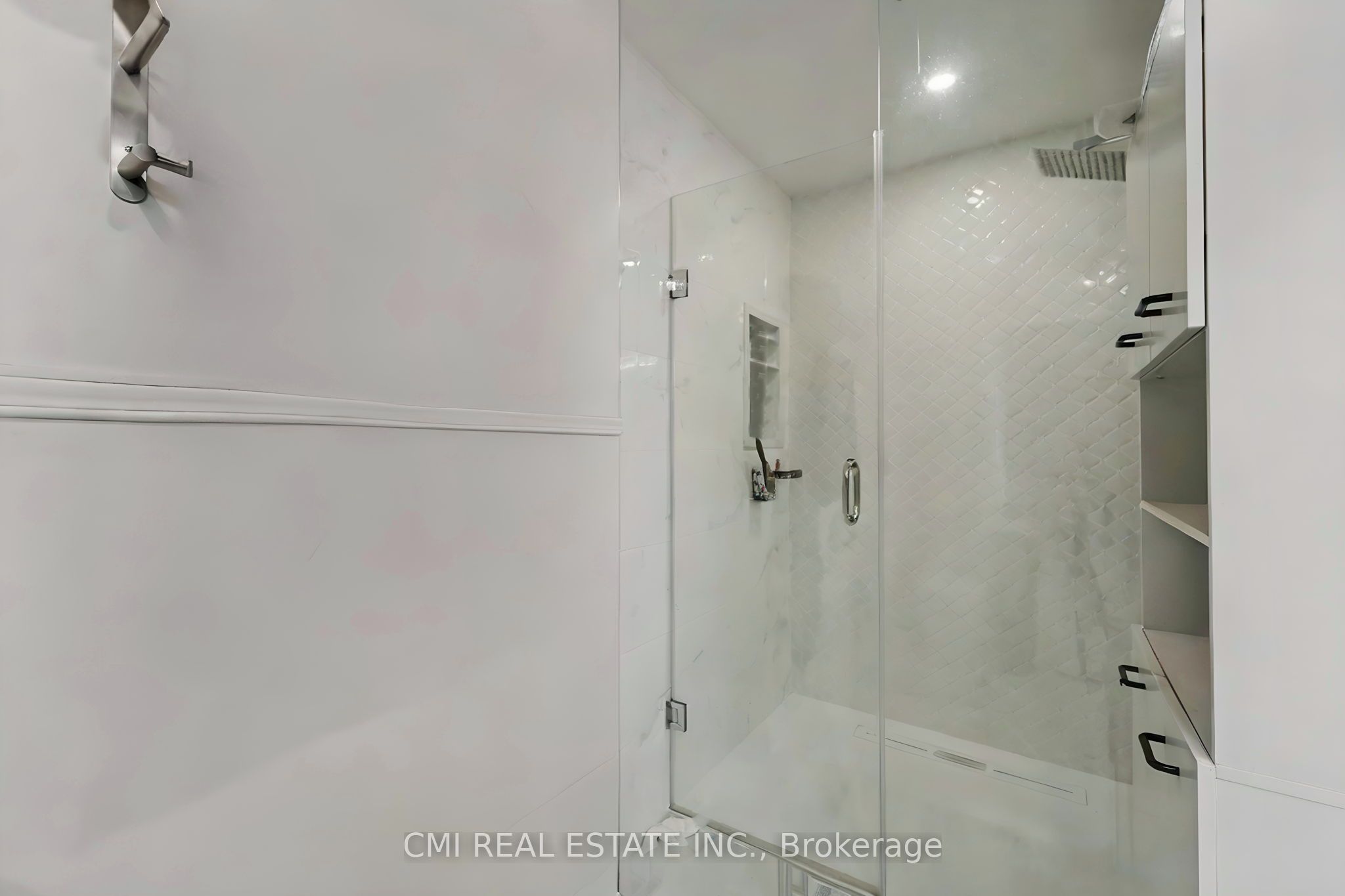 717 Vaughan Mills Road Property Photo 26