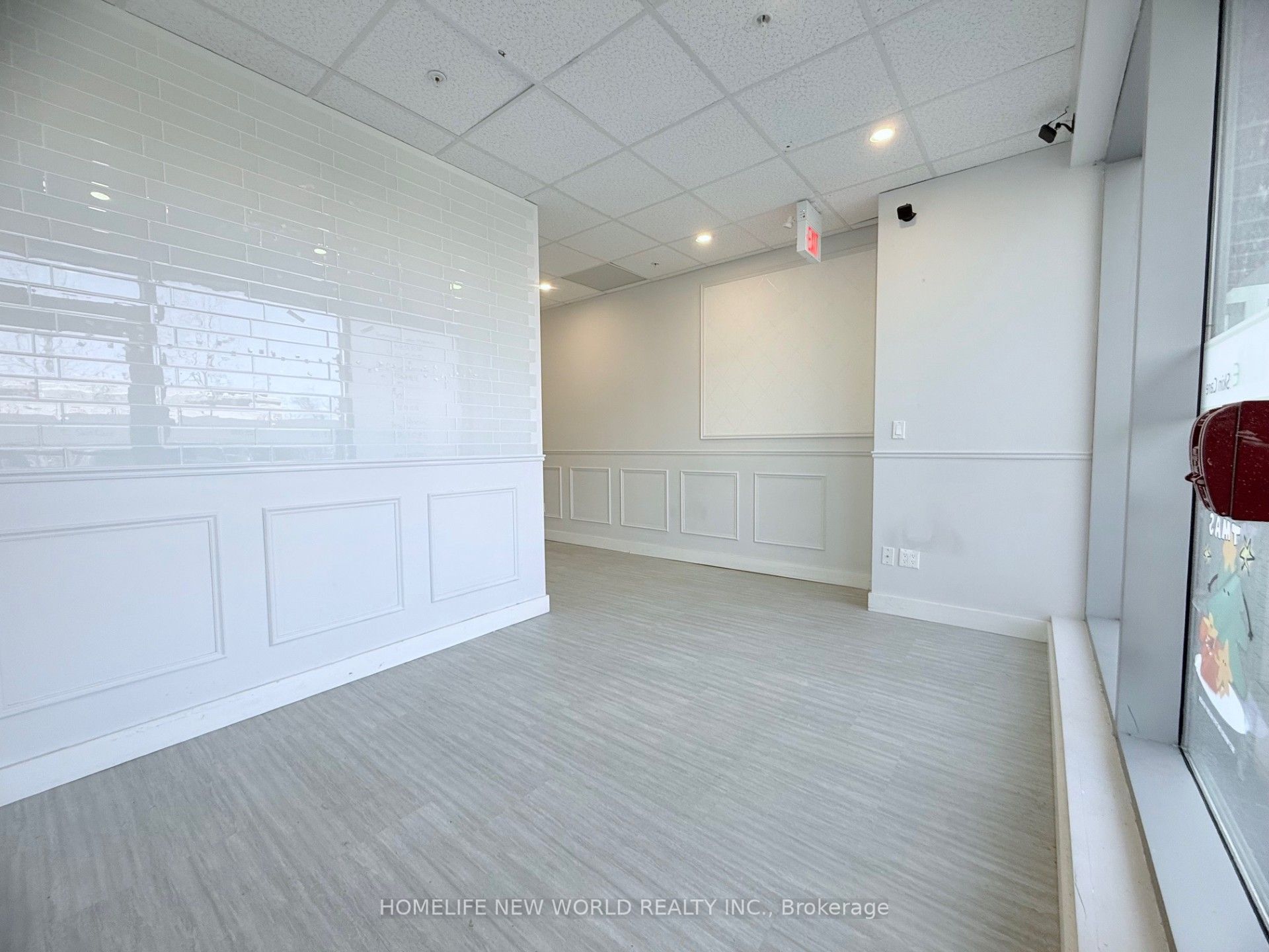 7181 Yonge Street 7 &108 &109 Property Photo 16