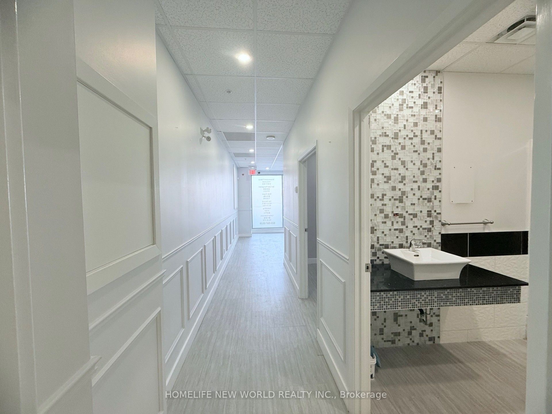 7181 Yonge Street 7 &108 &109 Property Photo 17