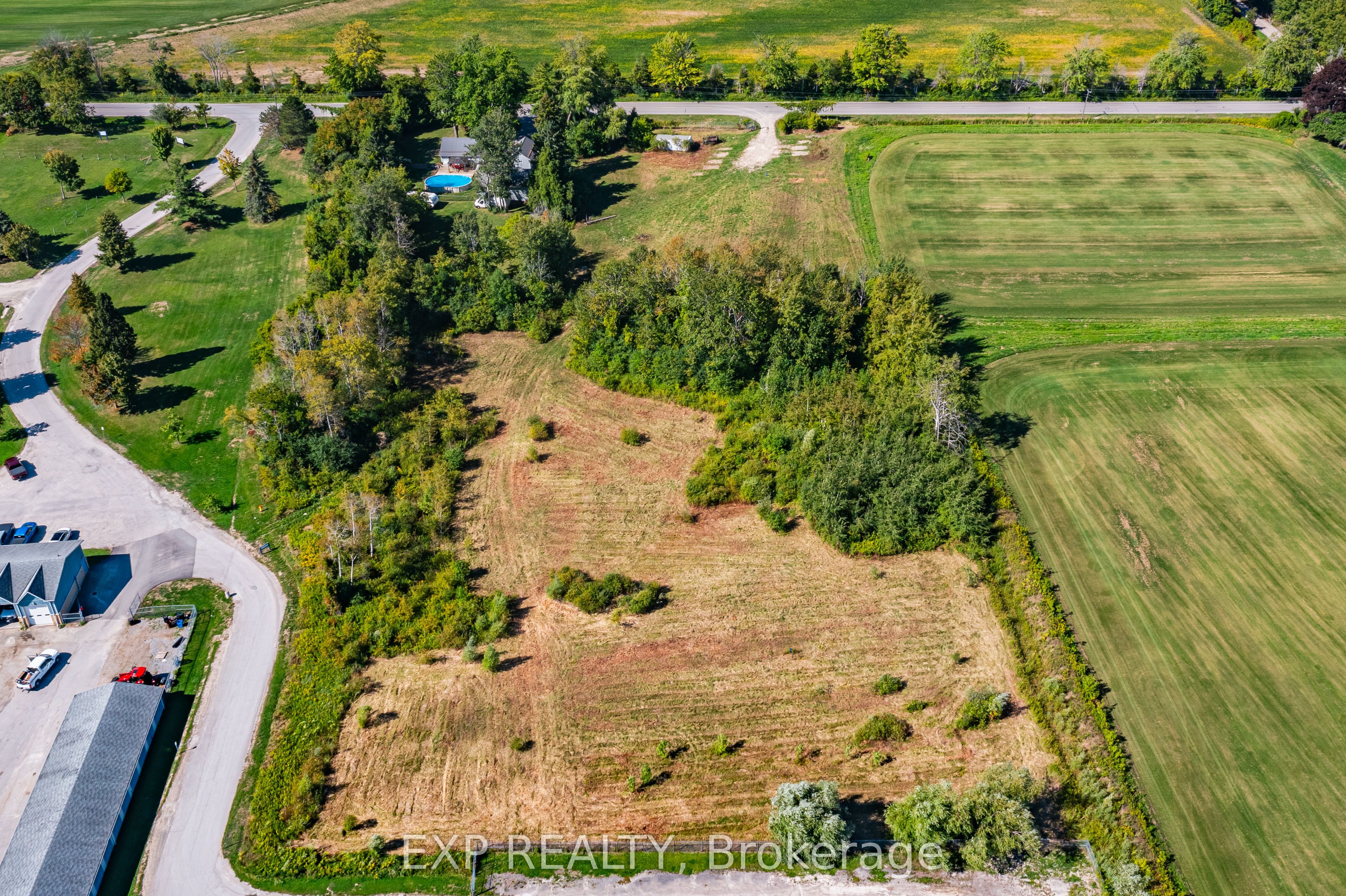 26839 Civic Centre Road Property Photo 17