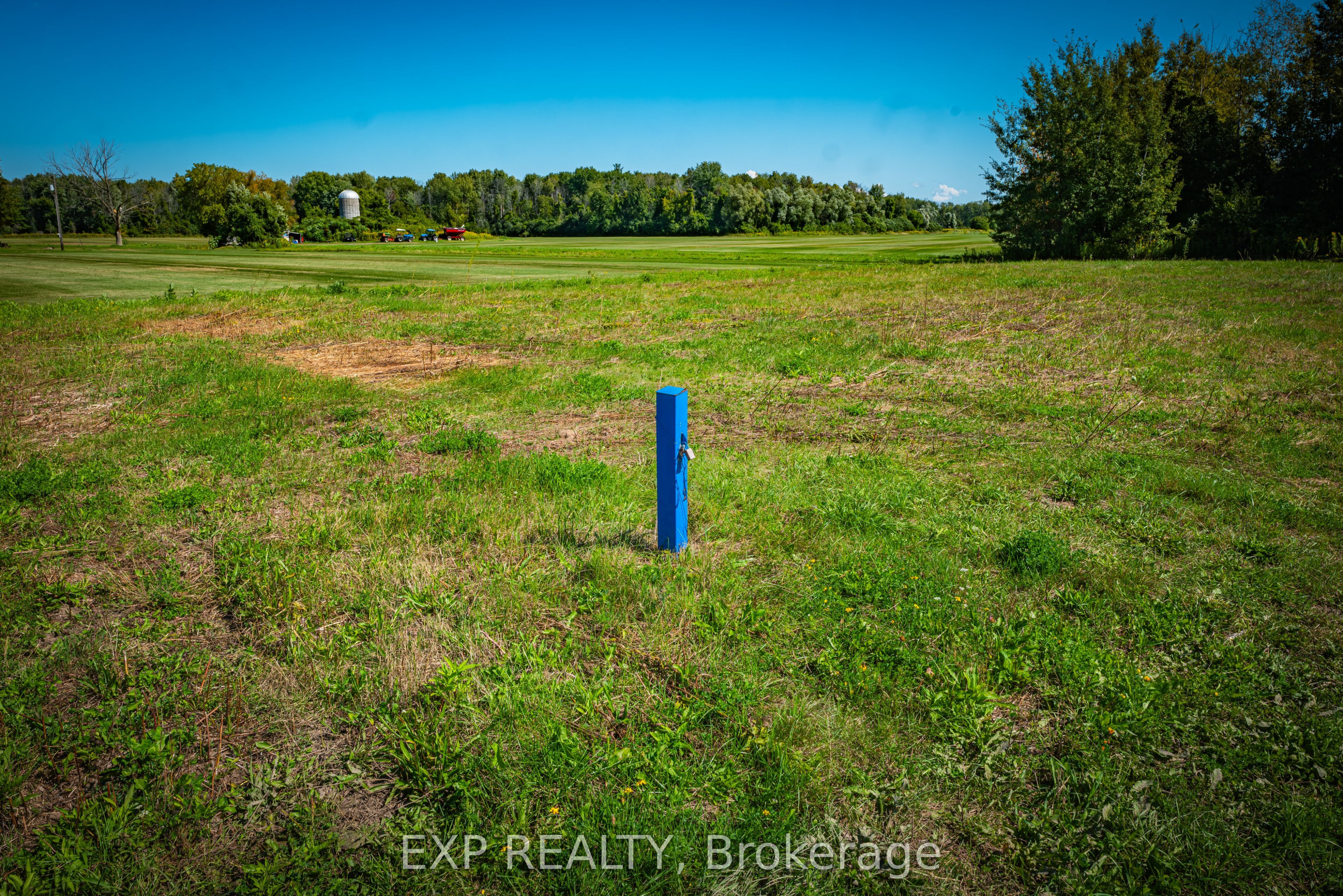 26839 Civic Centre Road Property Photo 20