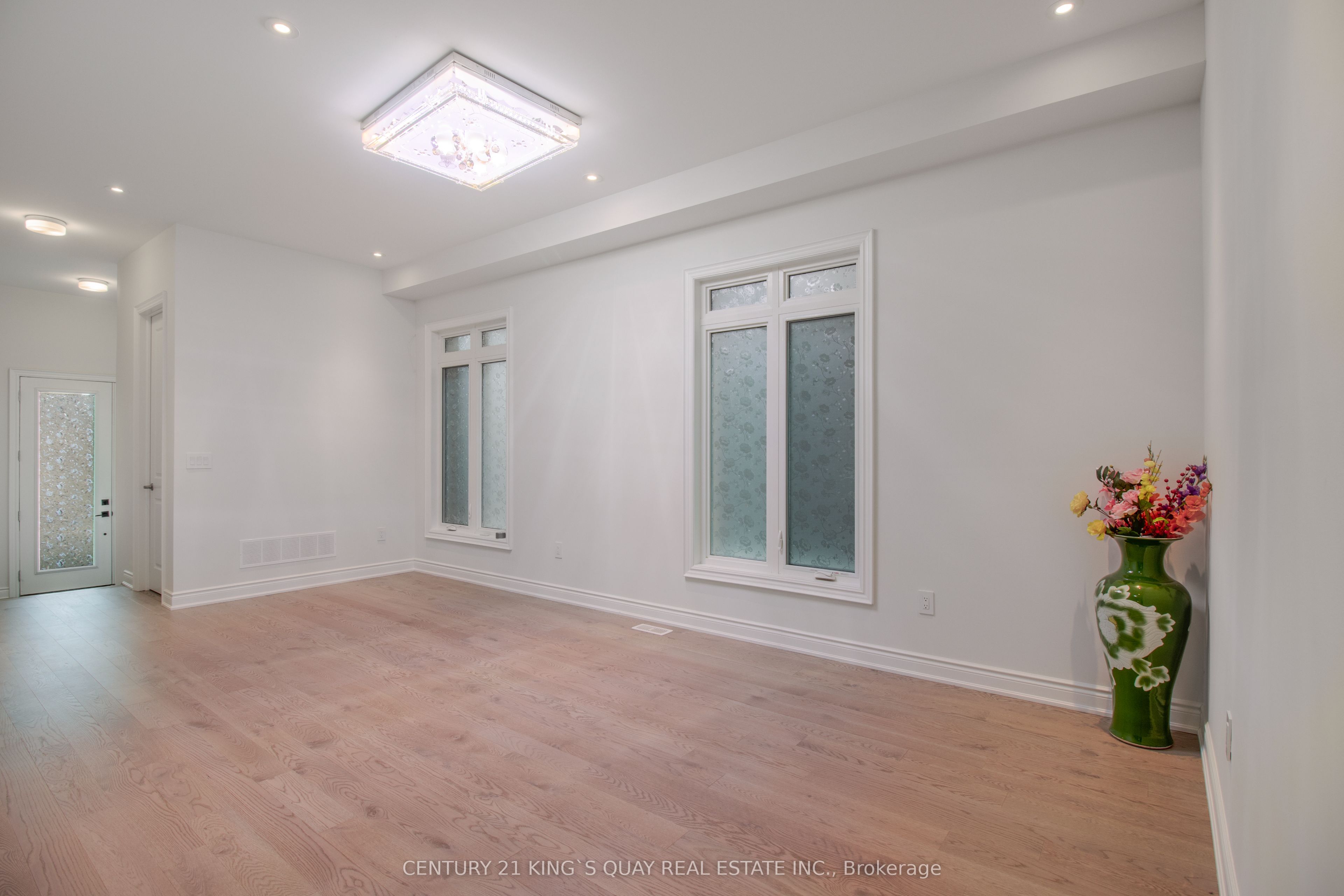 38 Tipp Drive Property Photo 8