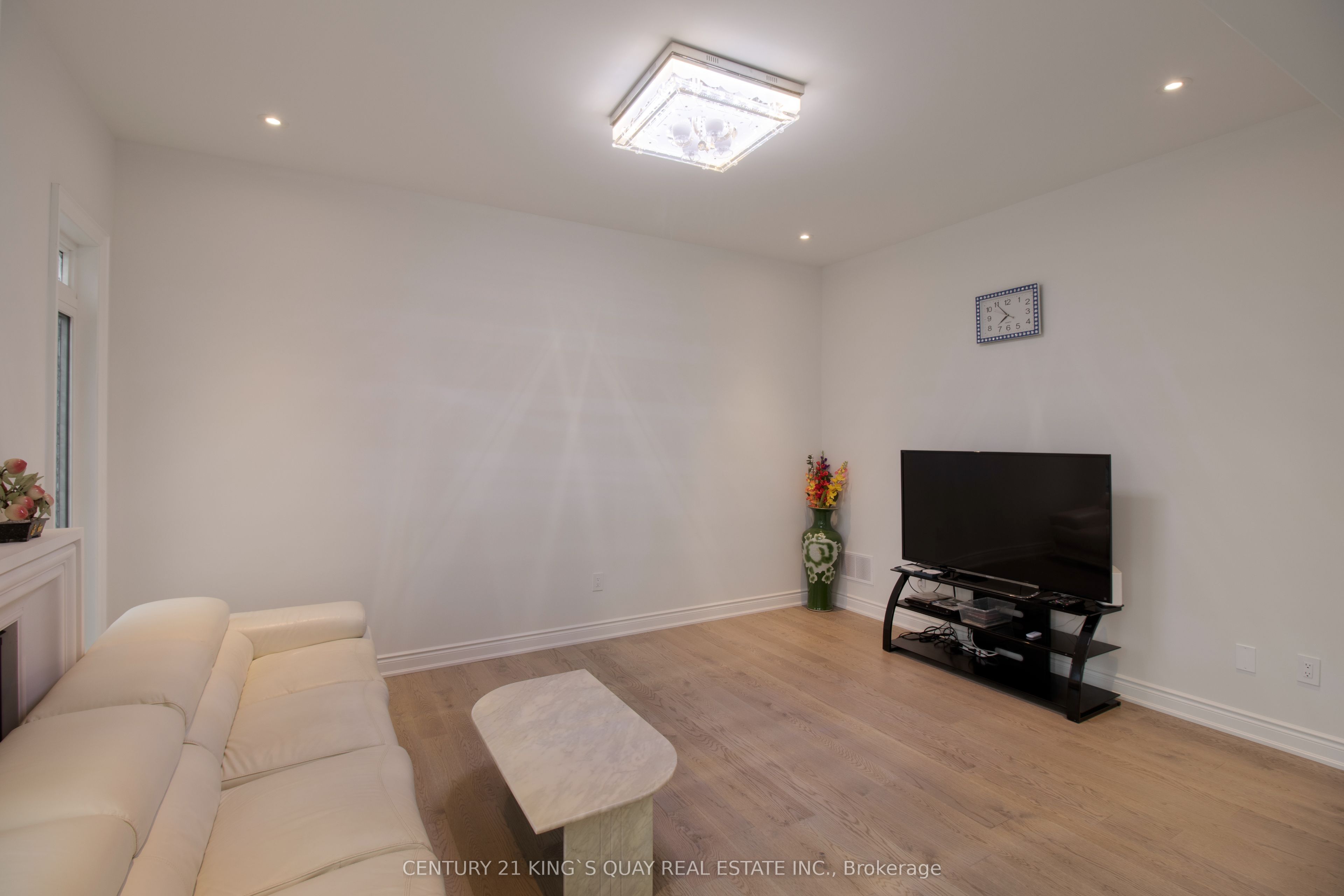 38 Tipp Drive Property Photo 17