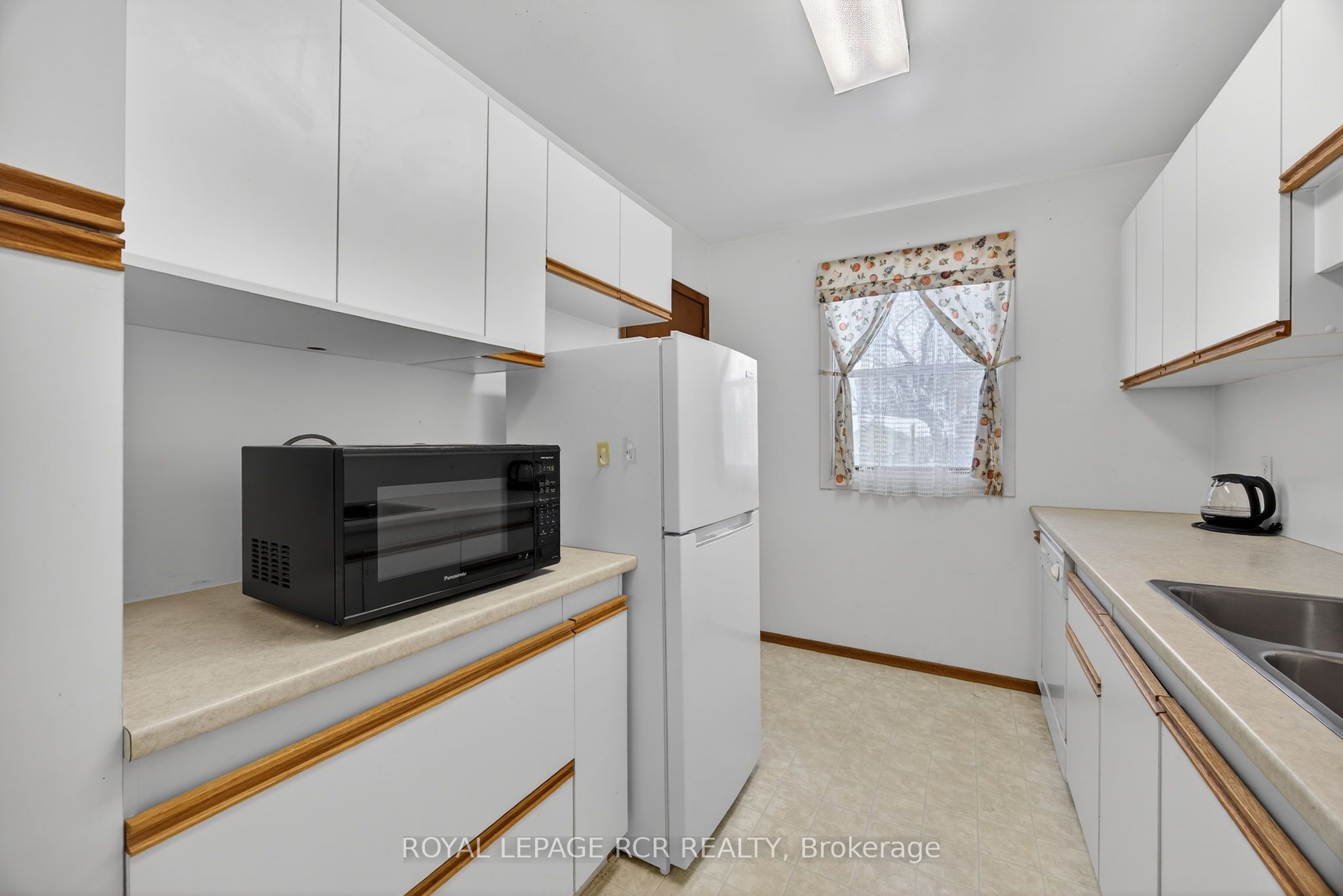 24 Drummond Street Property Photo 7