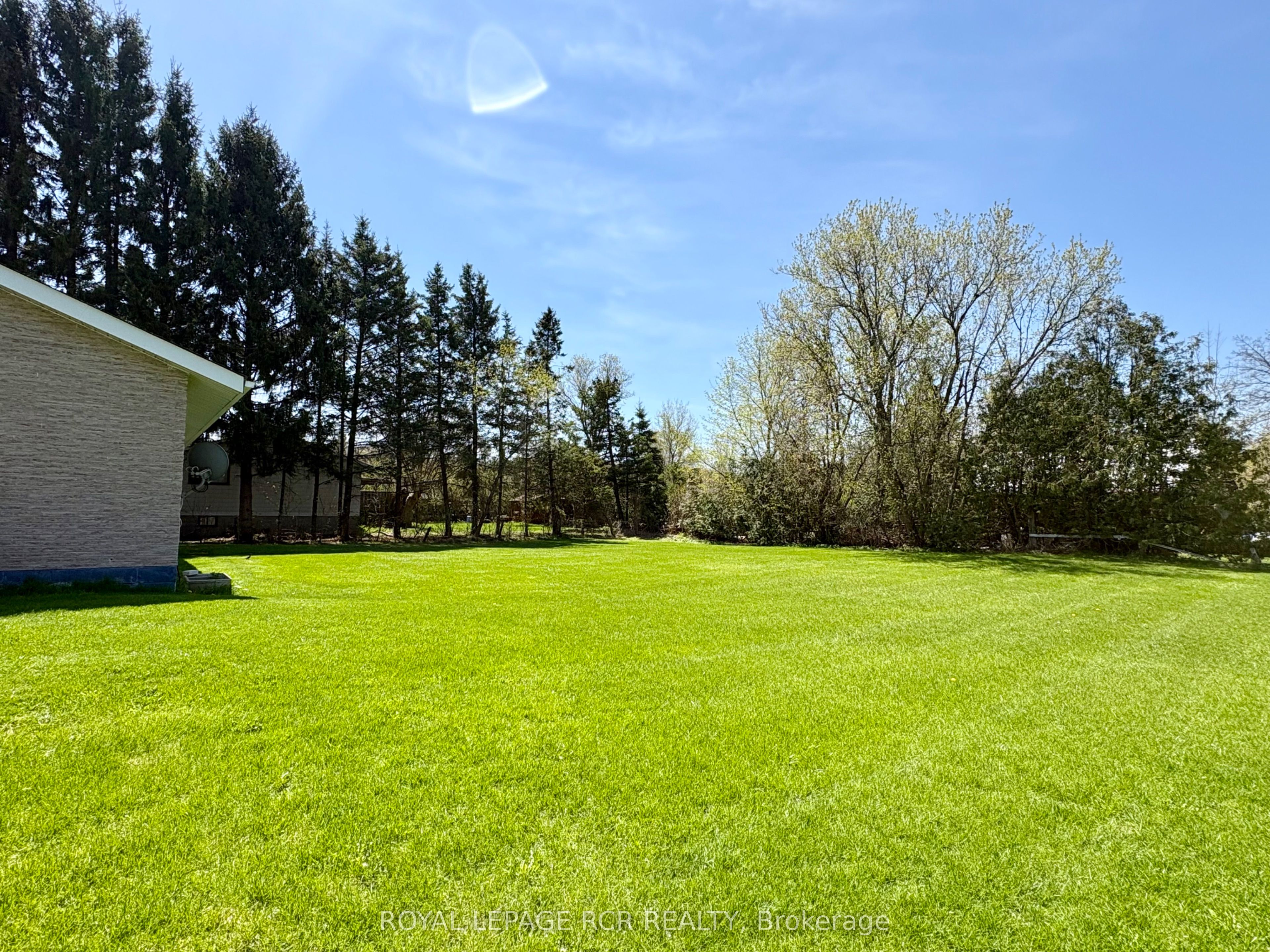 24 Drummond Street Property Photo 26