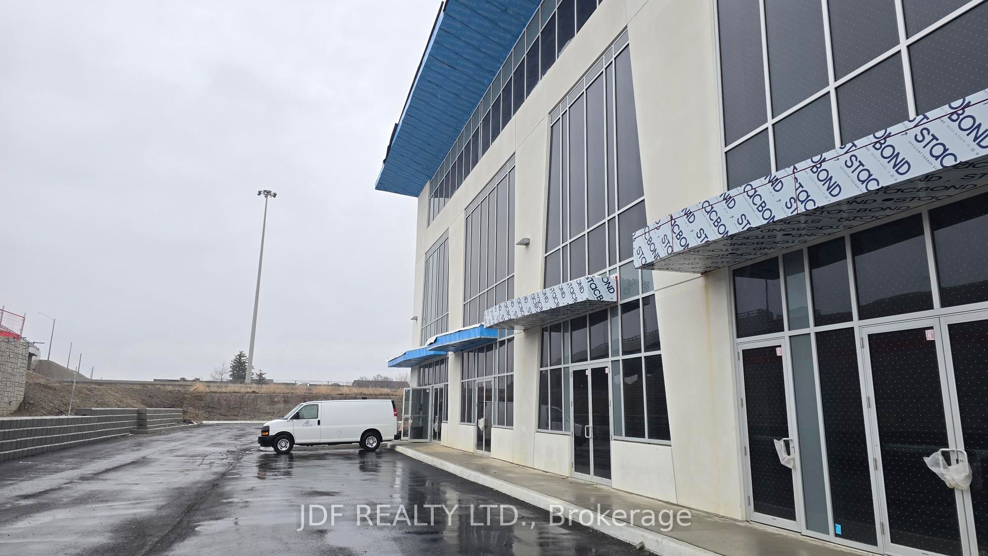 435 Cityview Boulevard 6 Property Photo 2