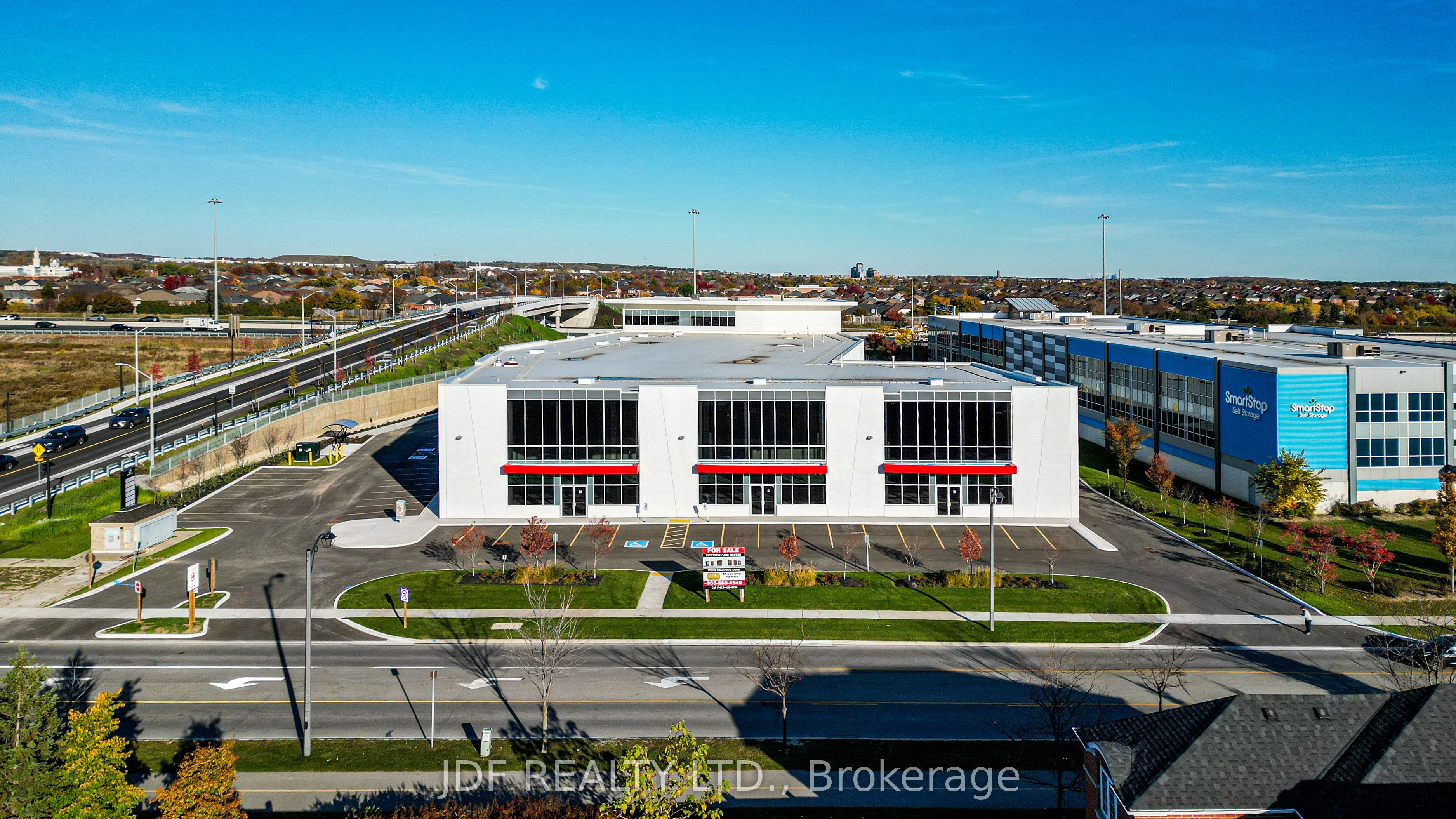 435 Cityview Boulevard 6 Property Photo 3
