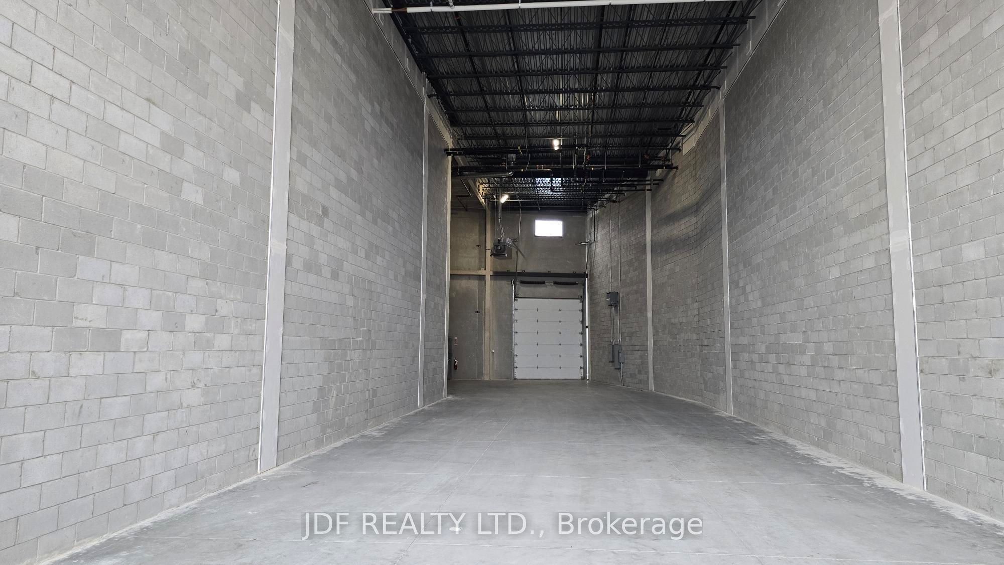 435 Cityview Boulevard 6 Property Photo 8