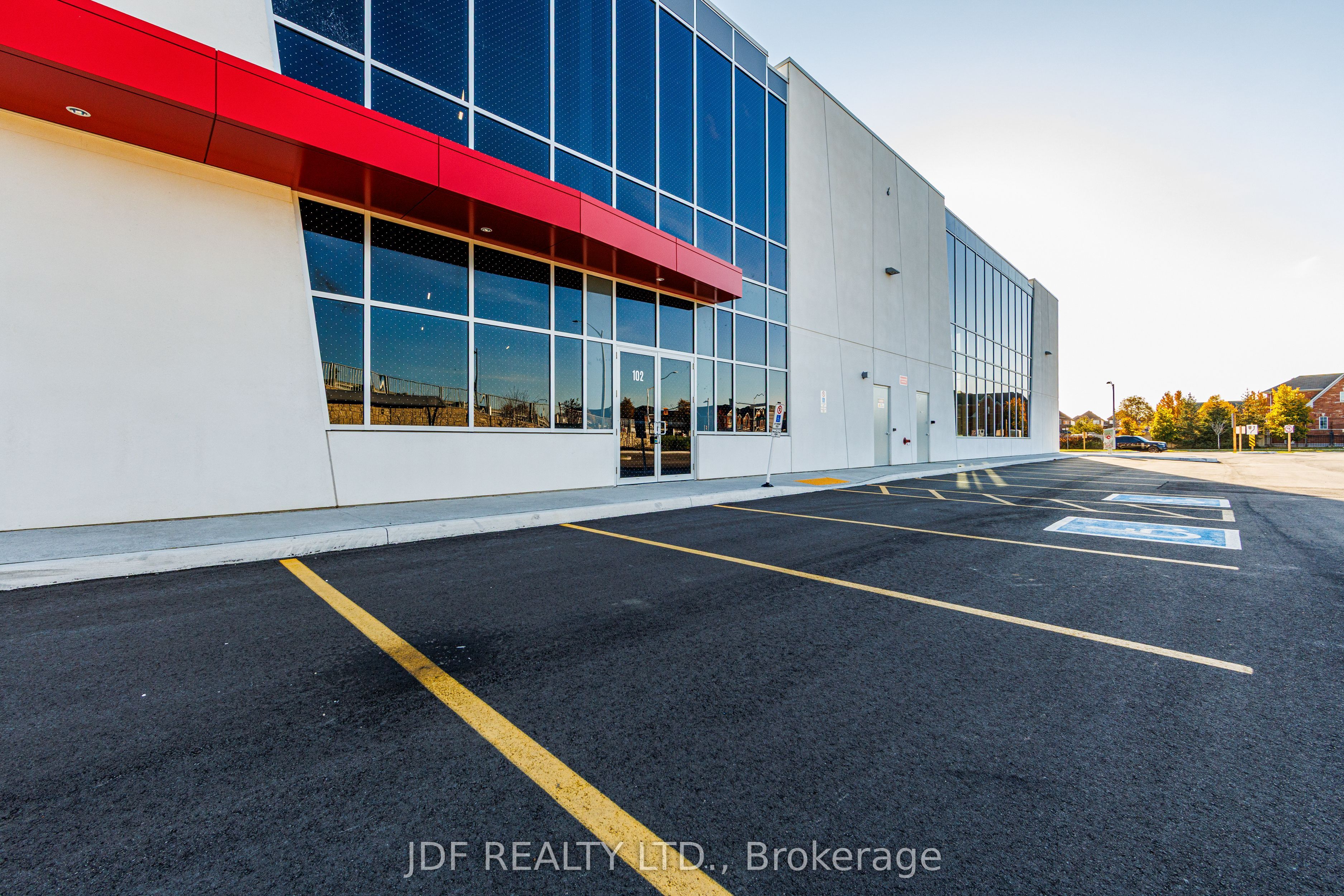435 Cityview Boulevard 6 Property Photo 9
