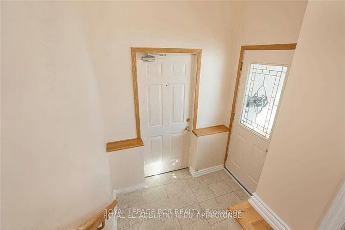 254 Simcoe Road Property Photo 3