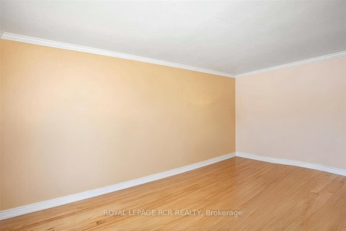 254 Simcoe Road Property Photo 4