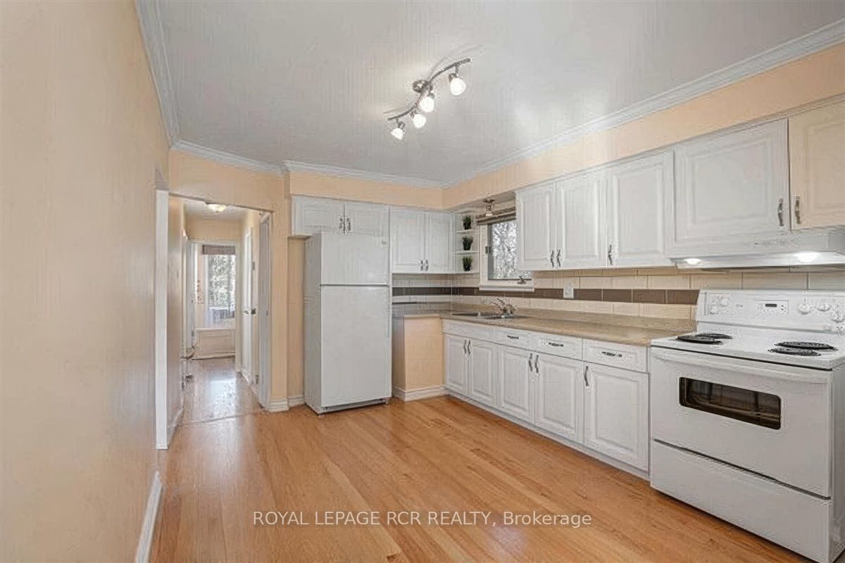 254 Simcoe Road Property Photo 9