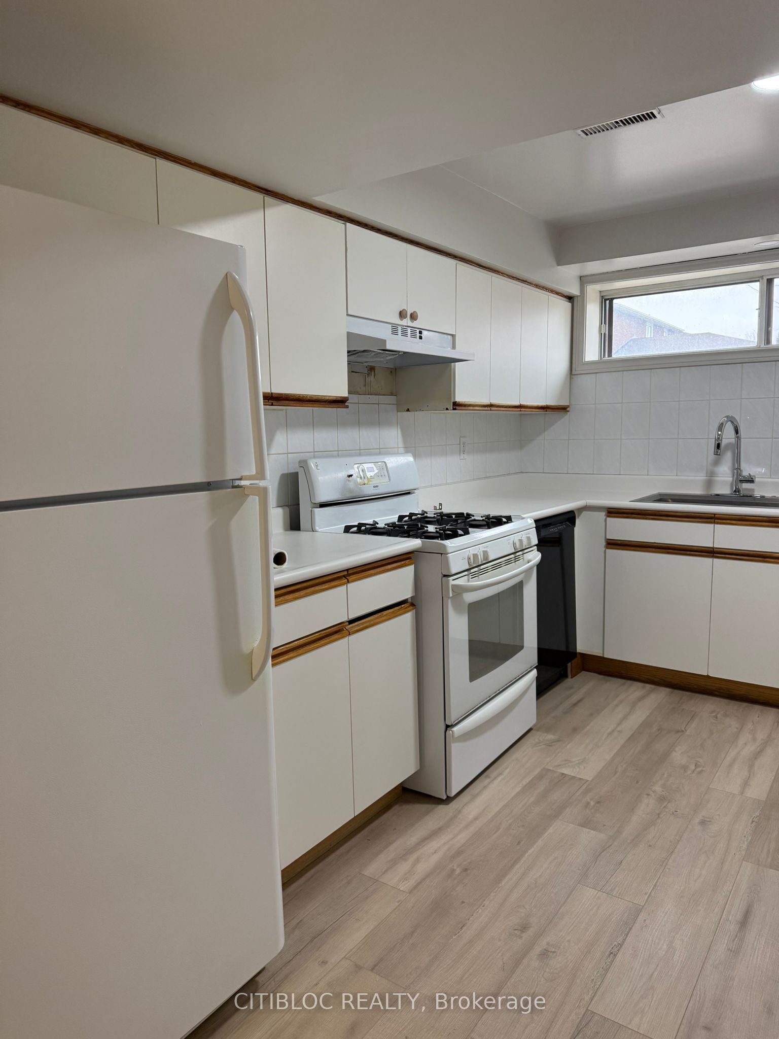 46 Dorengate Drive Property Photo 9