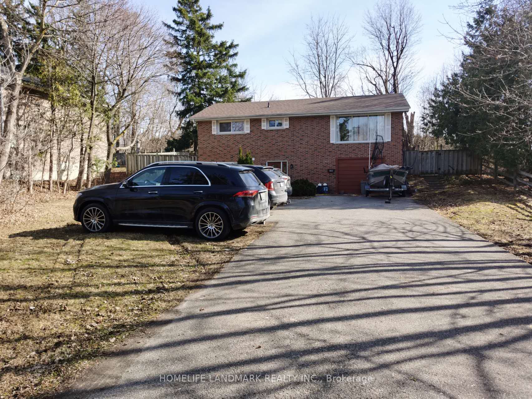 1052 Elgin Street Lower Property Photo 1