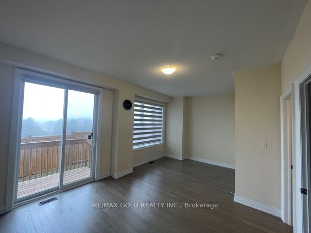 48 Andress Way Main Floor 1 Bed 1 Bath Property Photo 15