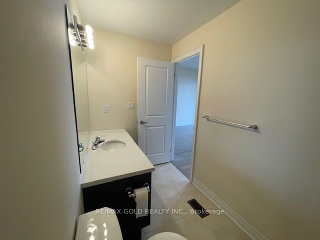 48 Andress Way Main Floor 1 Bed 1 Bath Property Photo 25