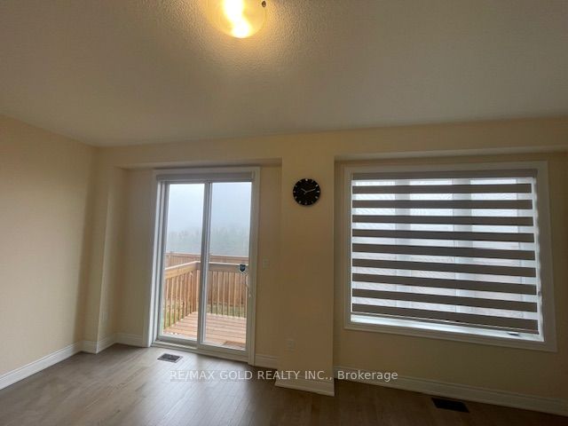48 Andress Way Main Floor 1 Bed 1 Bath Property Photo 29