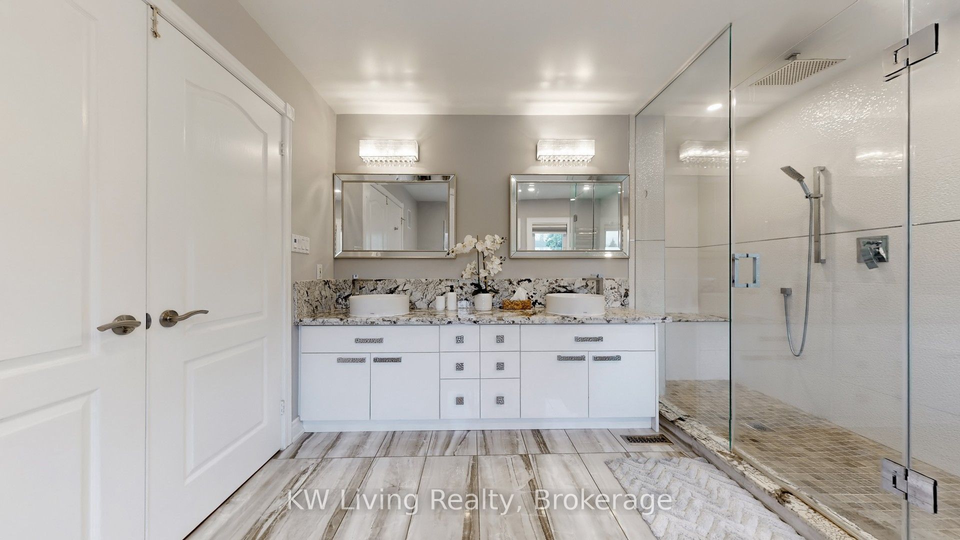 19 Spadina Road Property Photo 26