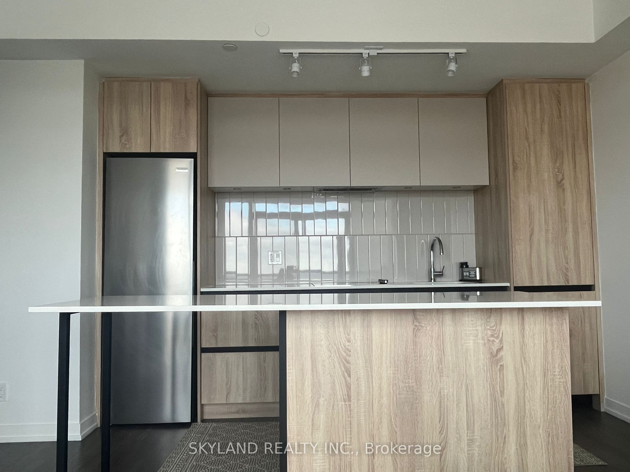 7950 Bathurst Street 2503 Property Photo 6