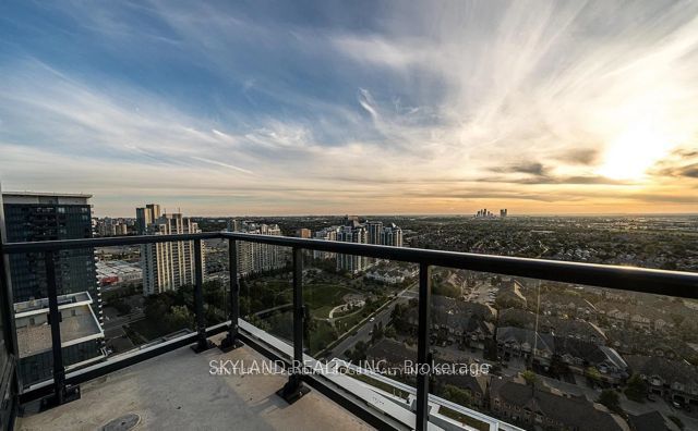 7950 Bathurst Street 2503 Property Photo 10
