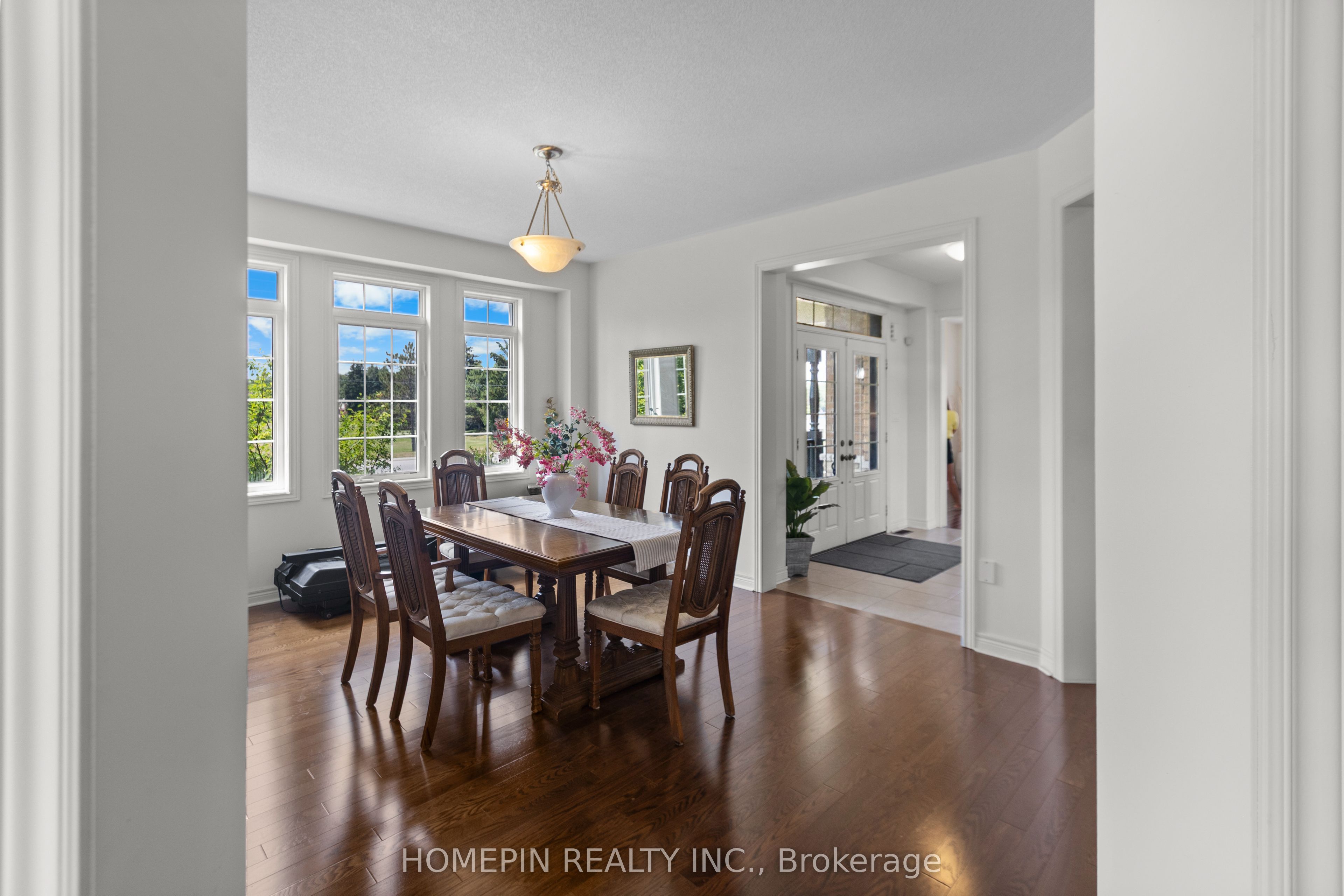 1 Treetops Boulevard Property Photo 6