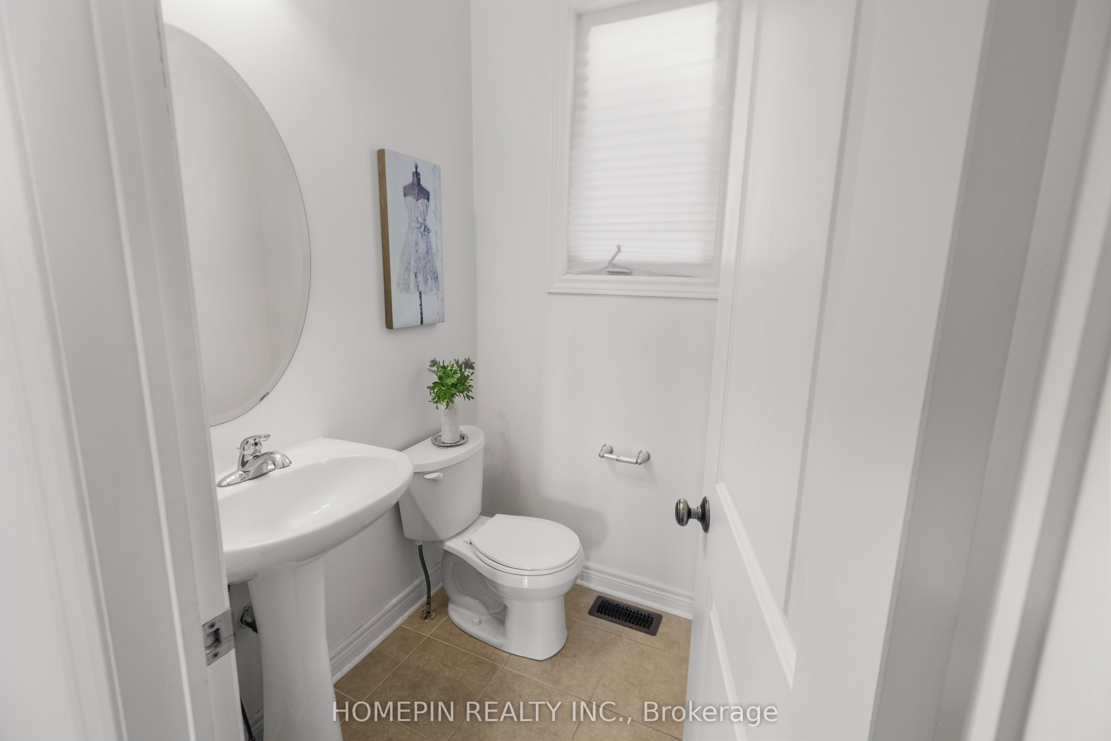 1 Treetops Boulevard Property Photo 11