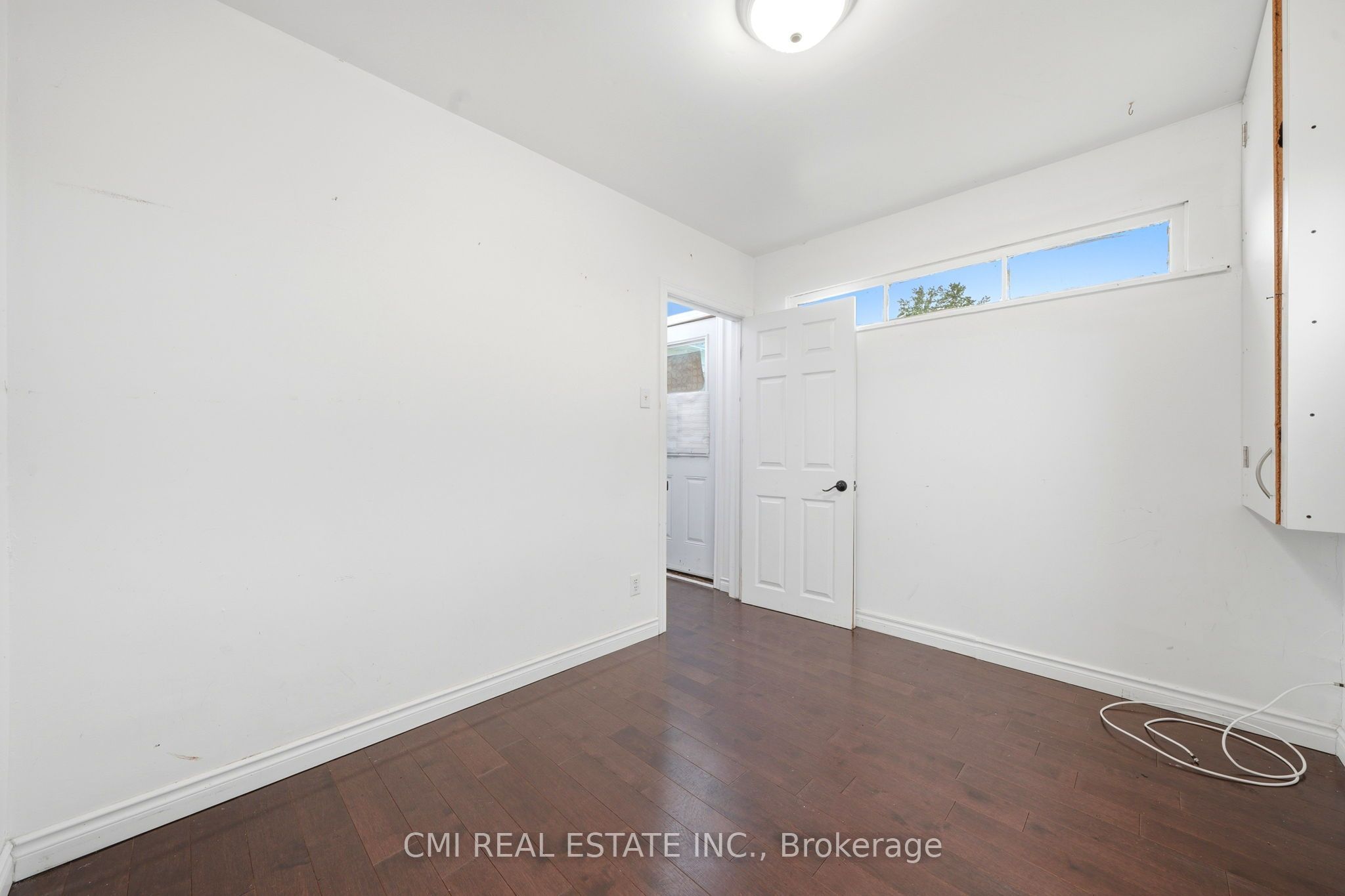 795 Third Avenue Property Photo 19