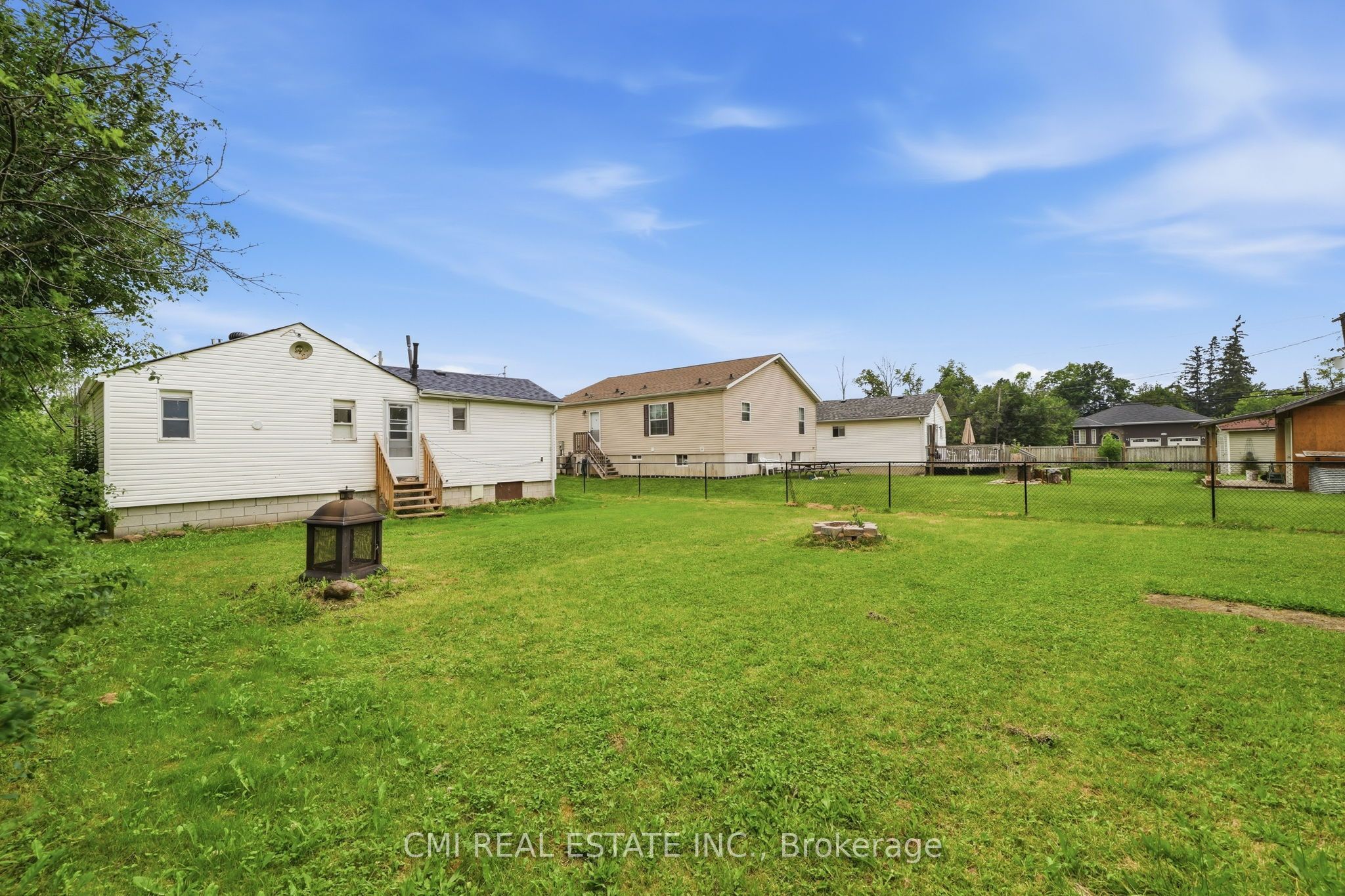 795 Third Avenue Property Photo 26
