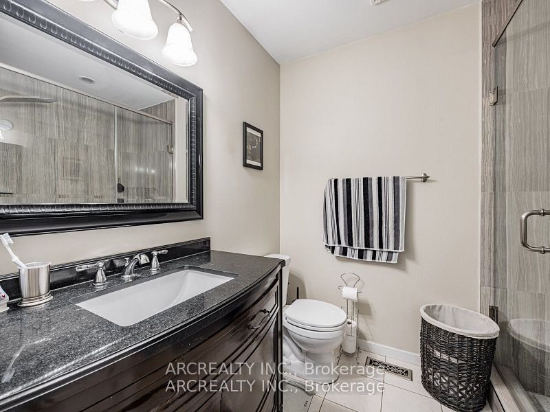 49 White Boulevard Property Photo 9