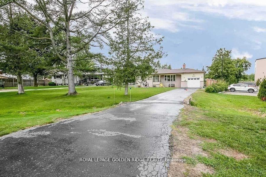 2082 Lea Road