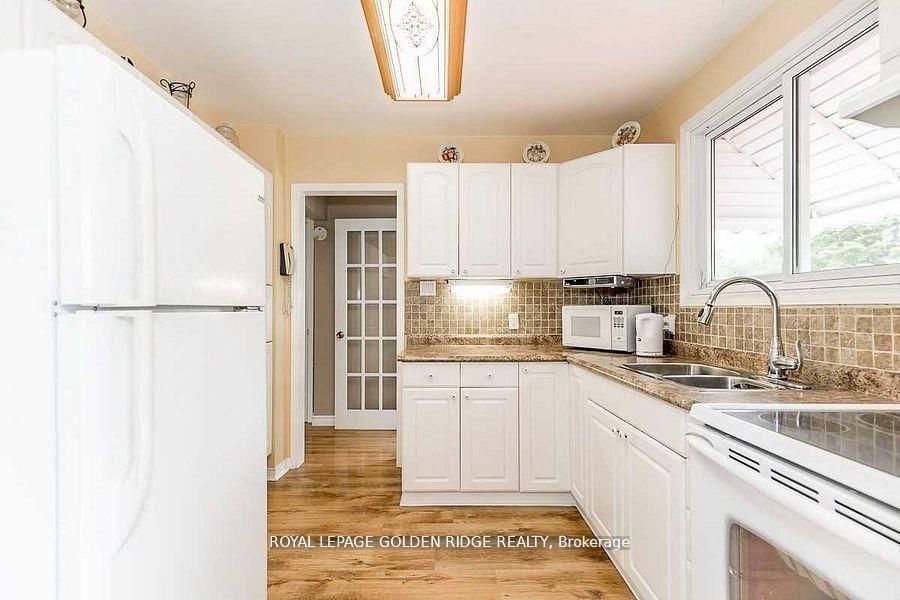 2082 Lea Road Property Photo 3