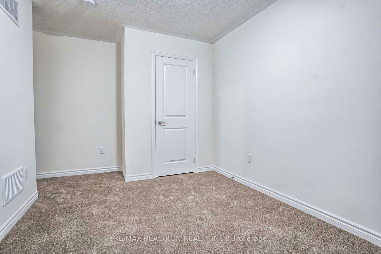 1502 Harker Street Property Photo 33