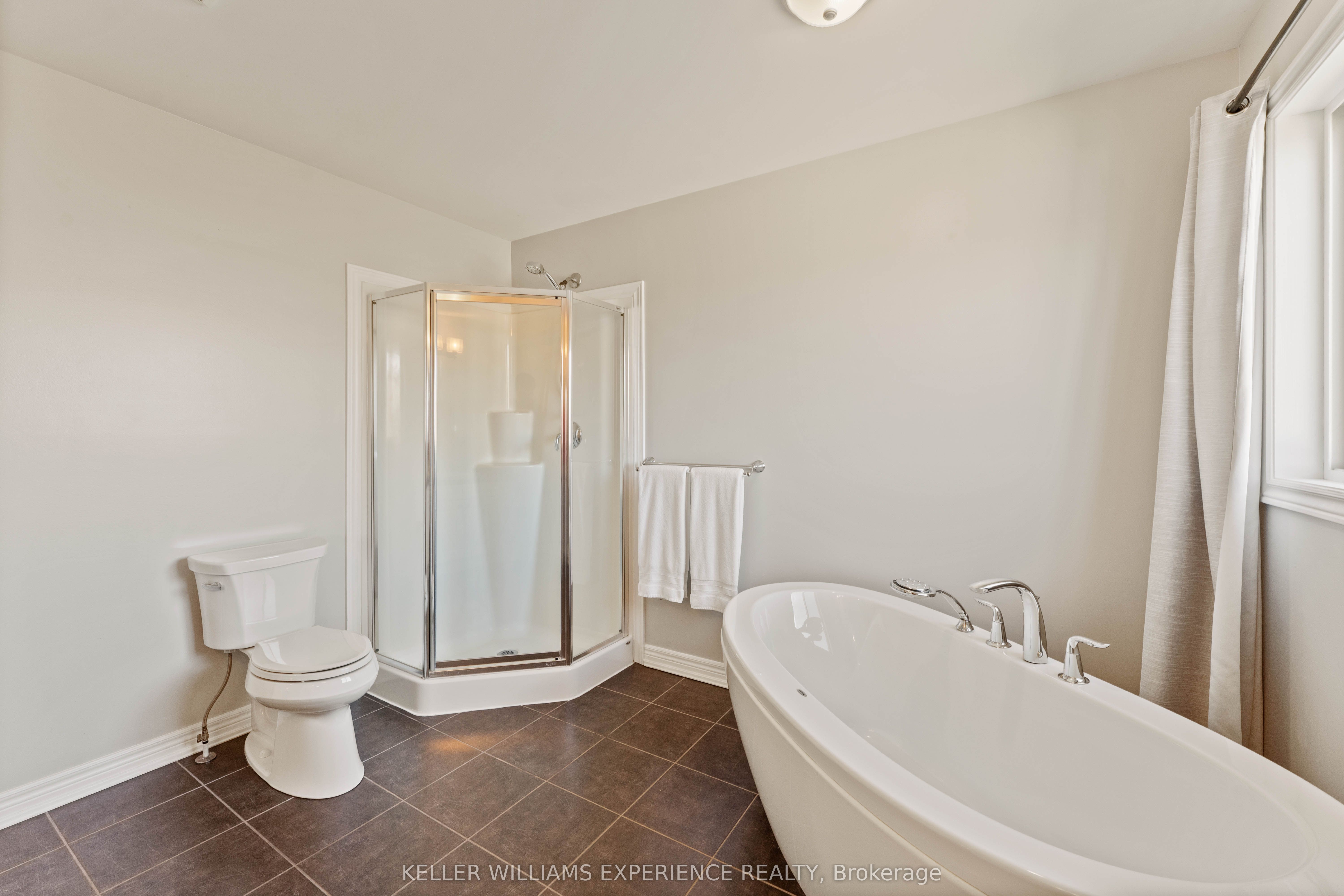 154 Arnold Crescent Property Photo 17