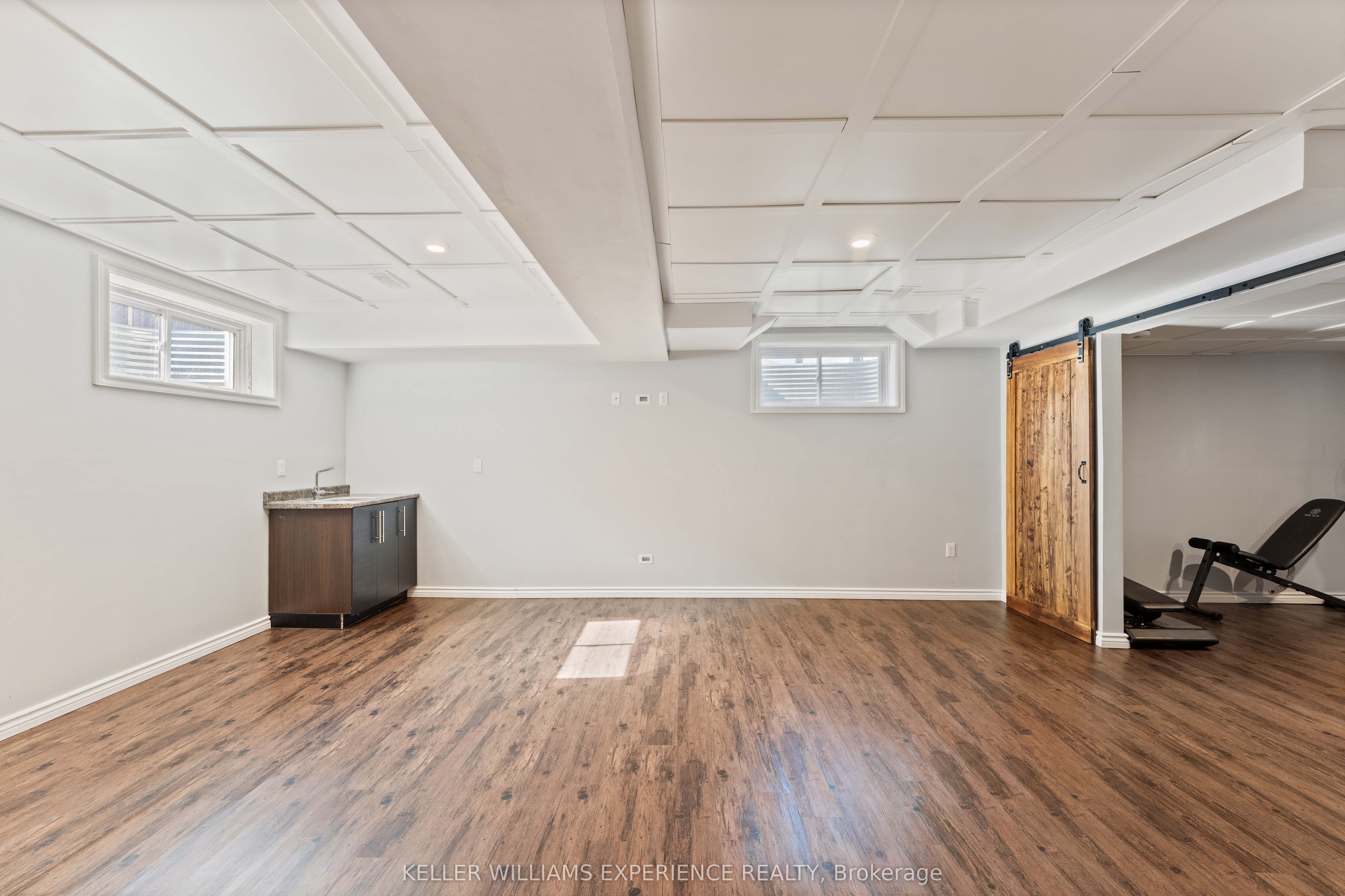 154 Arnold Crescent Property Photo 24