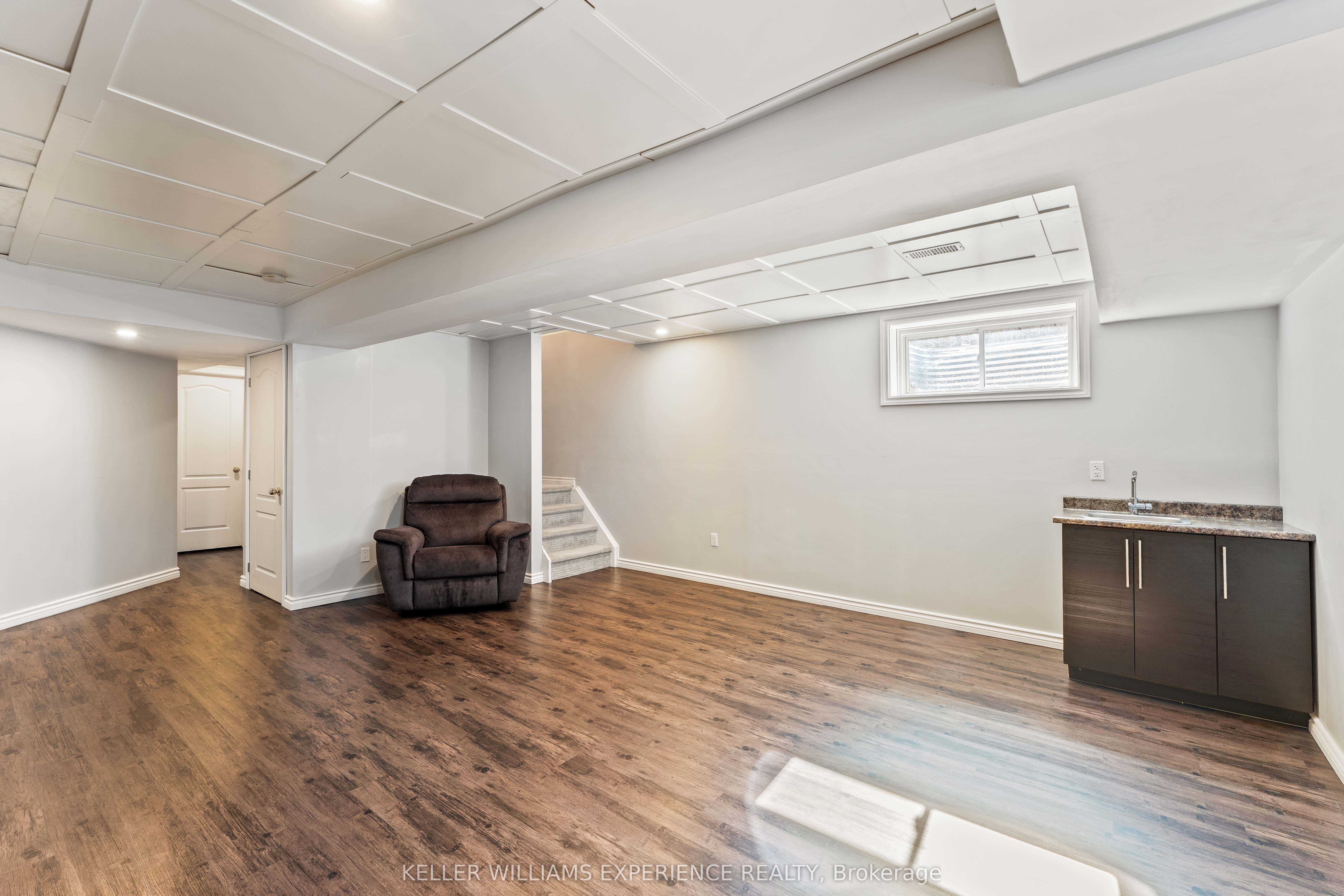154 Arnold Crescent Property Photo 25